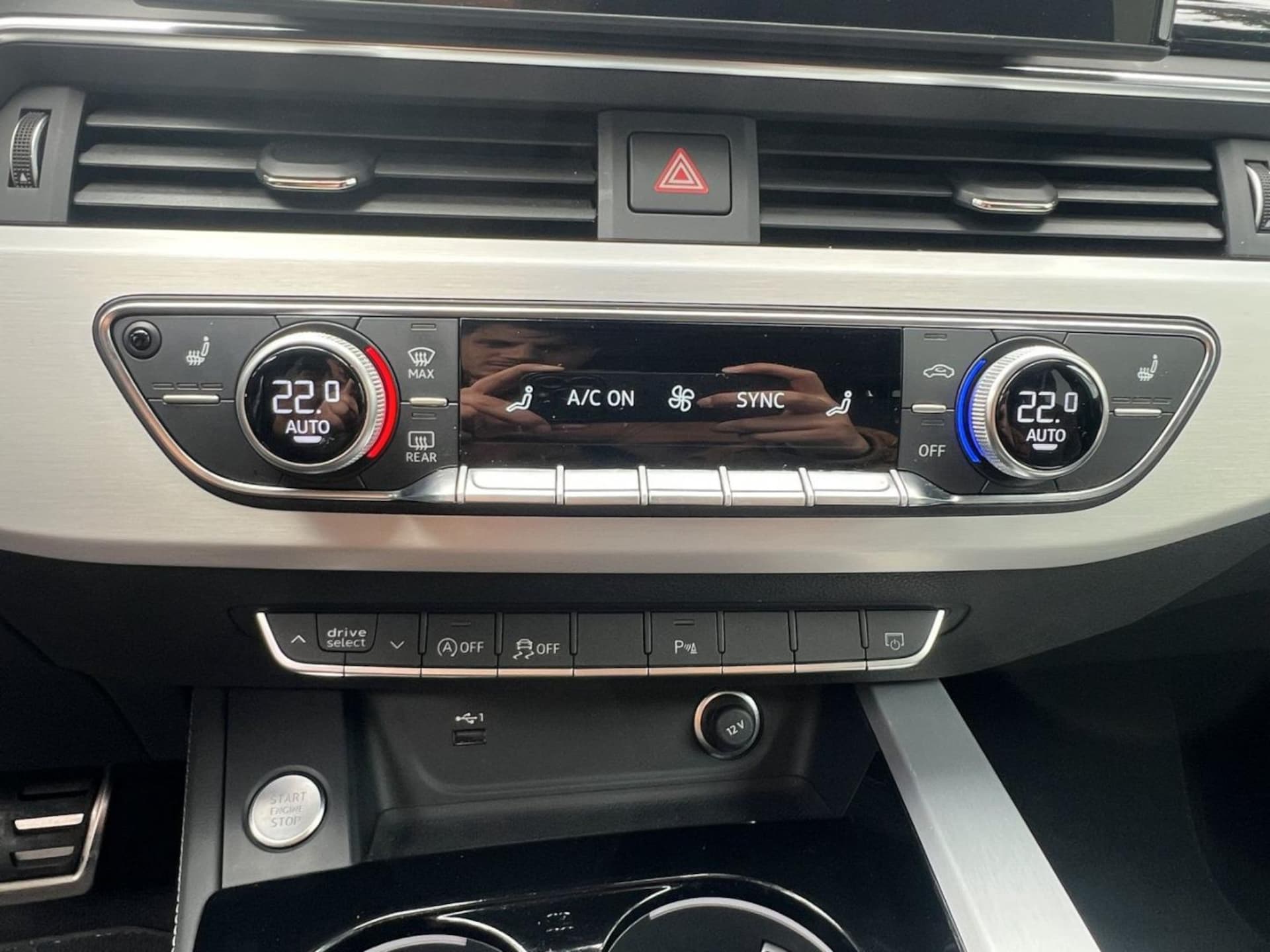 Audi A4 Avant S line