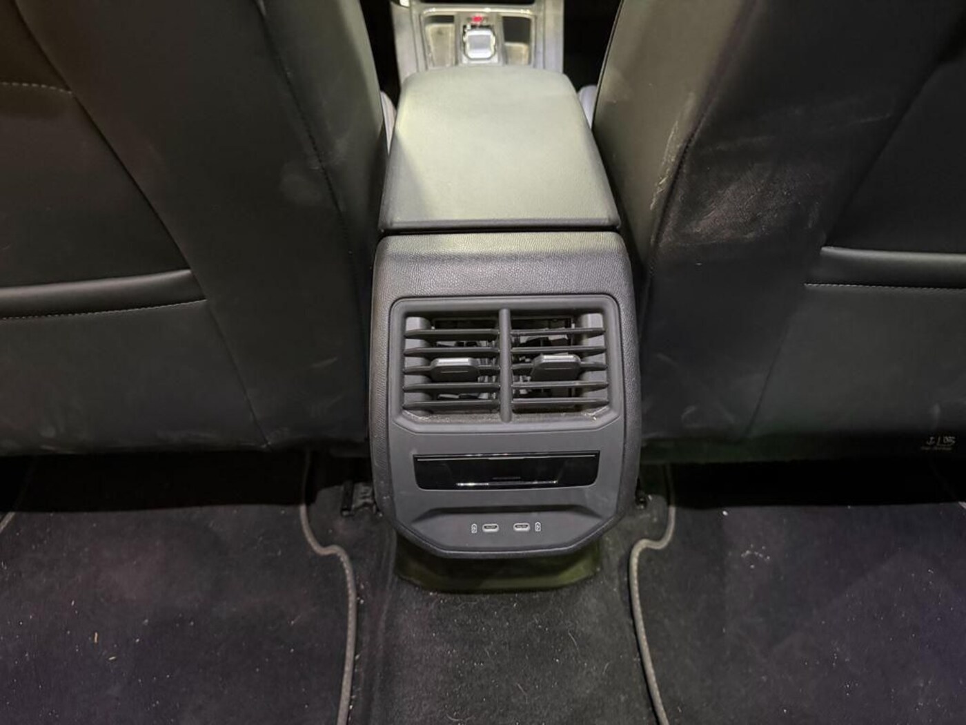 CUPRA Leon Sportstourer 1.5 eTSI DSG 110 kW (150 CV) — photo 10