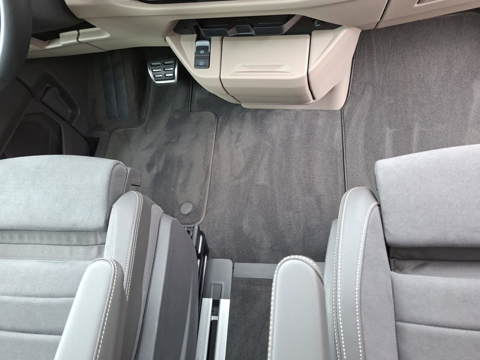 Volkswagen Multivan – Bild 10