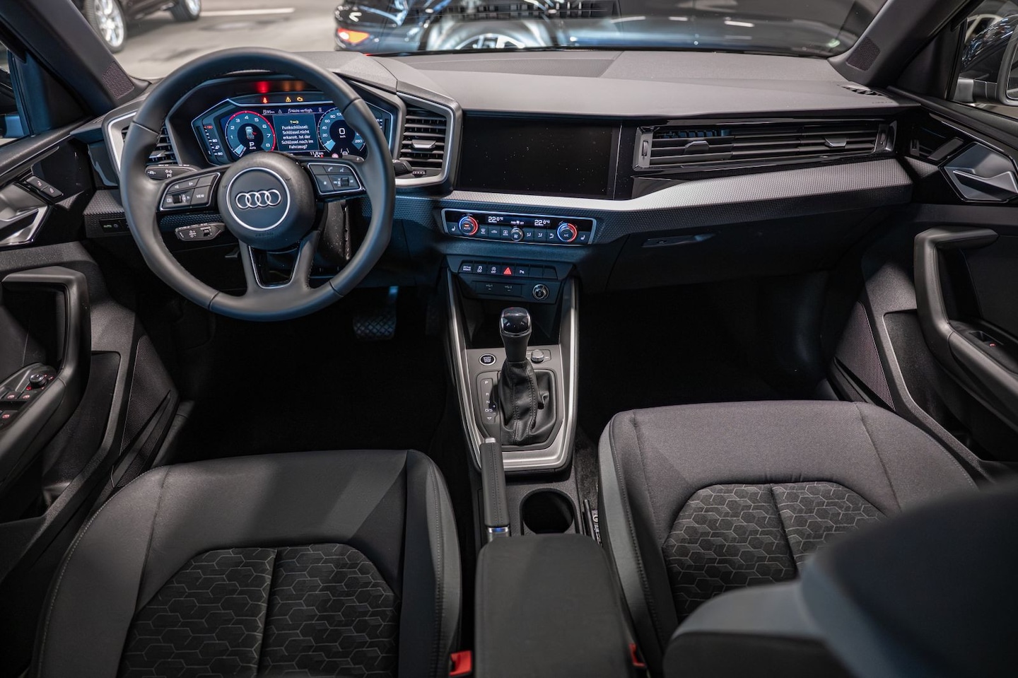 Bild über Audi A1 Sportback advanced 30 TFSI S tronic - für weitere Informationen kontaktieren Sie den Audi Partner