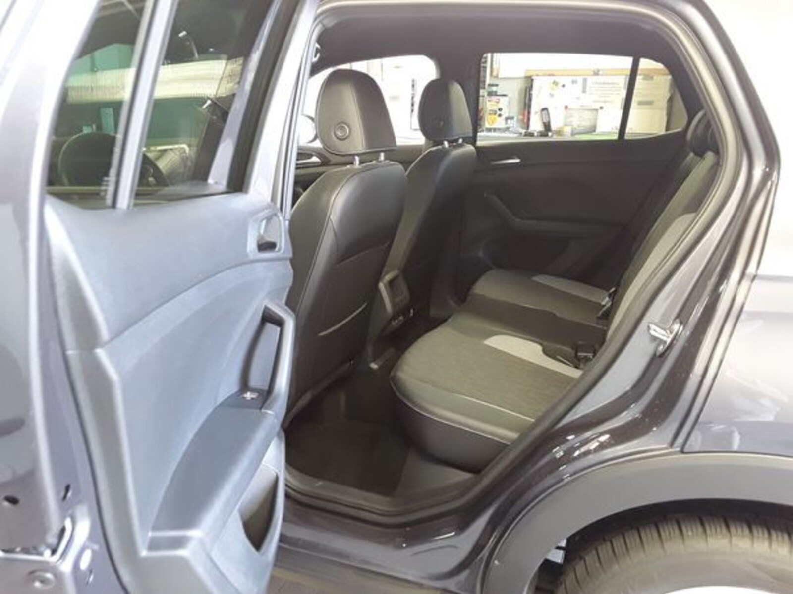 Volkswagen T-Cross – Bild 4
