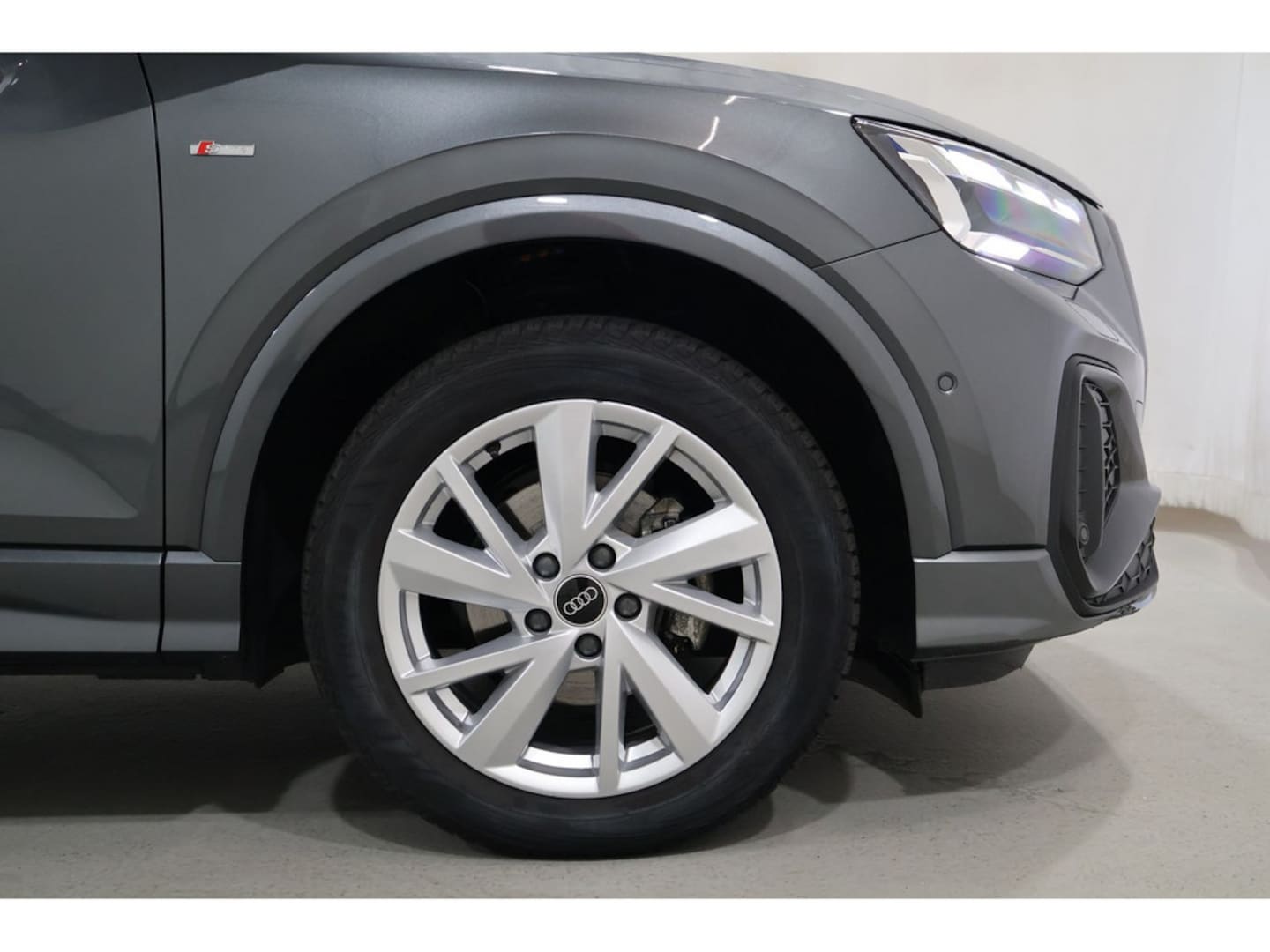 Bild über Audi Q2 S line 35 TFSI S tronic - für weitere Informationen kontaktieren Sie den Audi Partner