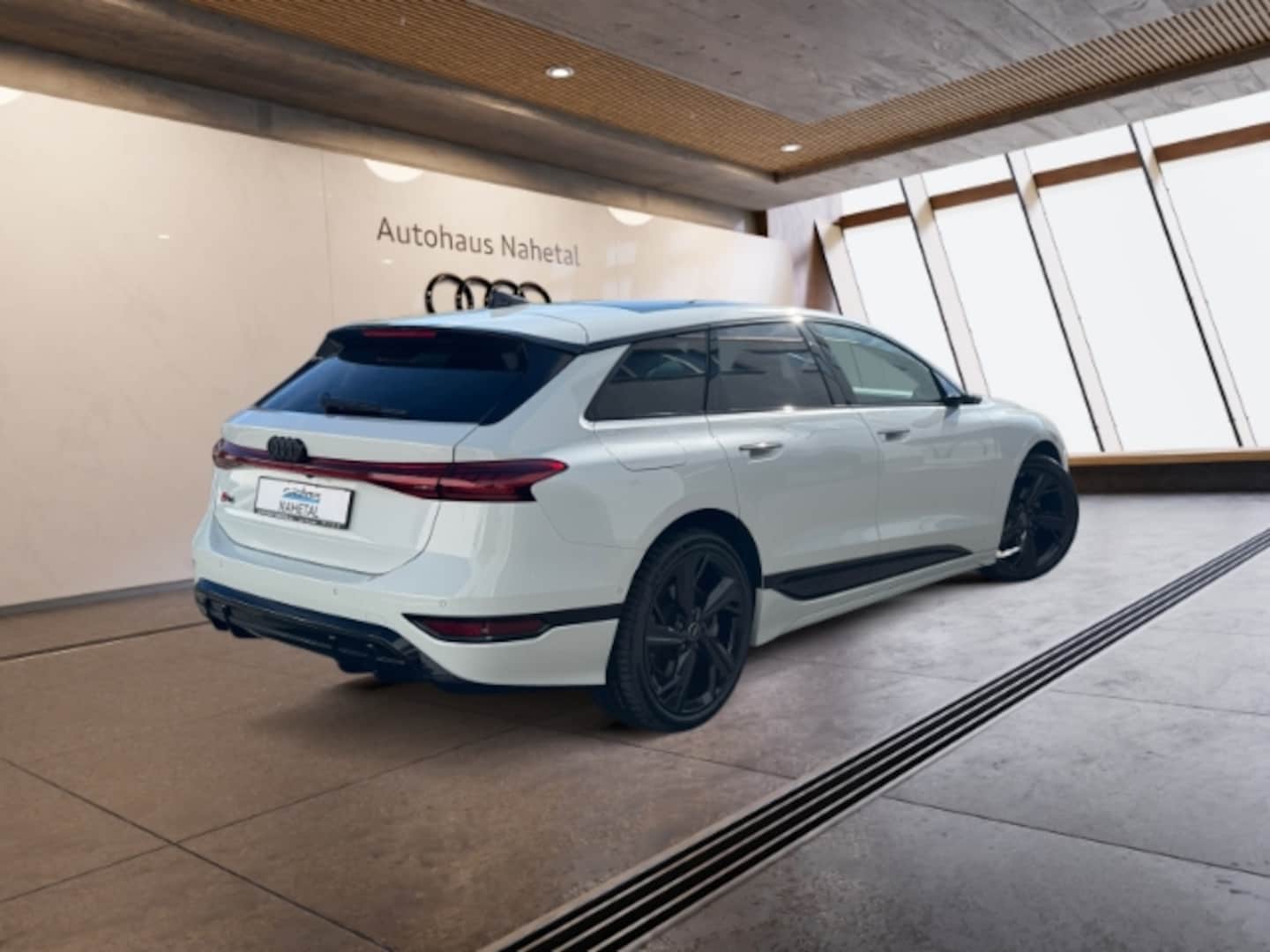 Bild über Audi A6 Avant e-tron e-tron performance - für weitere Informationen kontaktieren Sie den Audi Partner