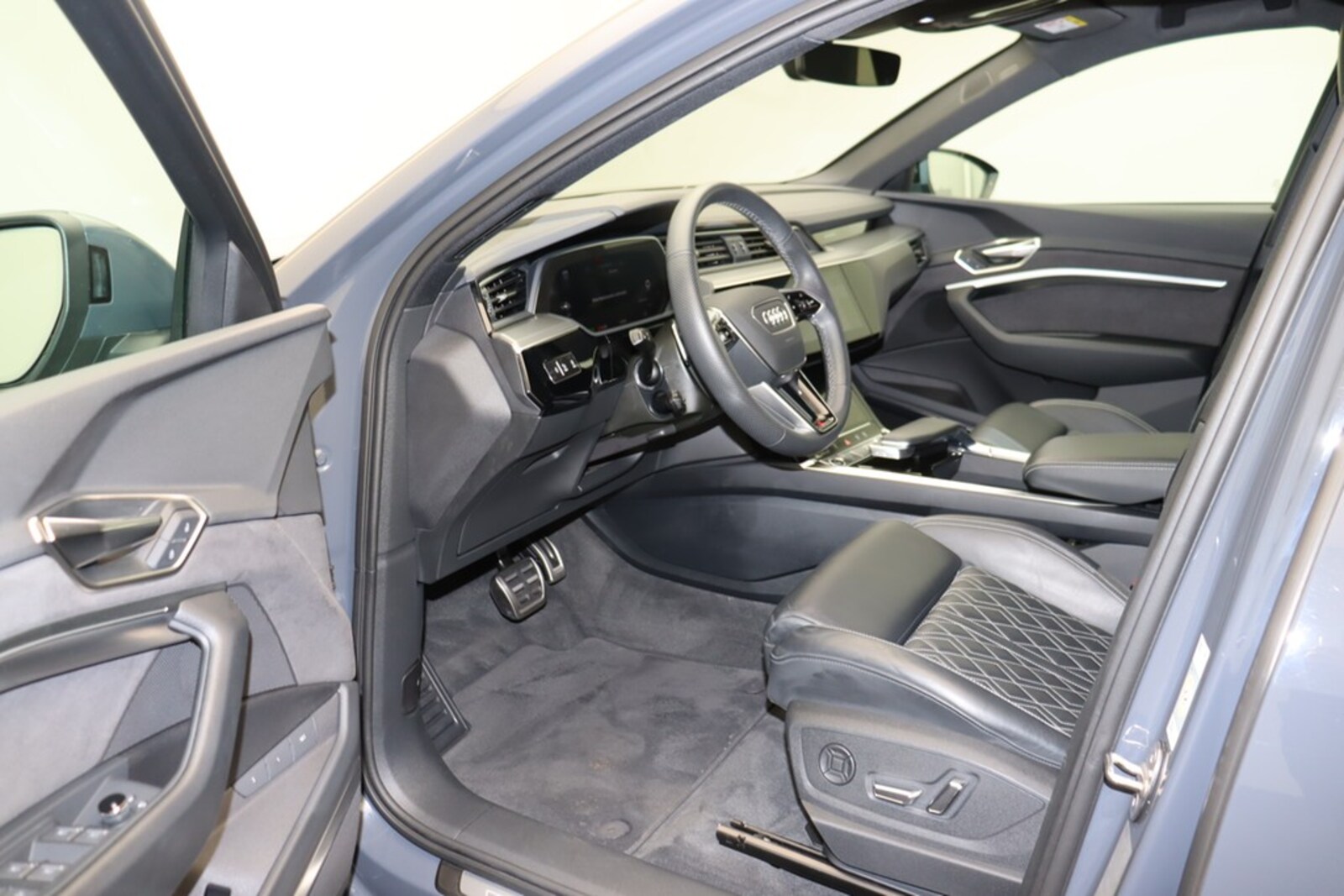 Audi Q8 e-tron – Bild 8