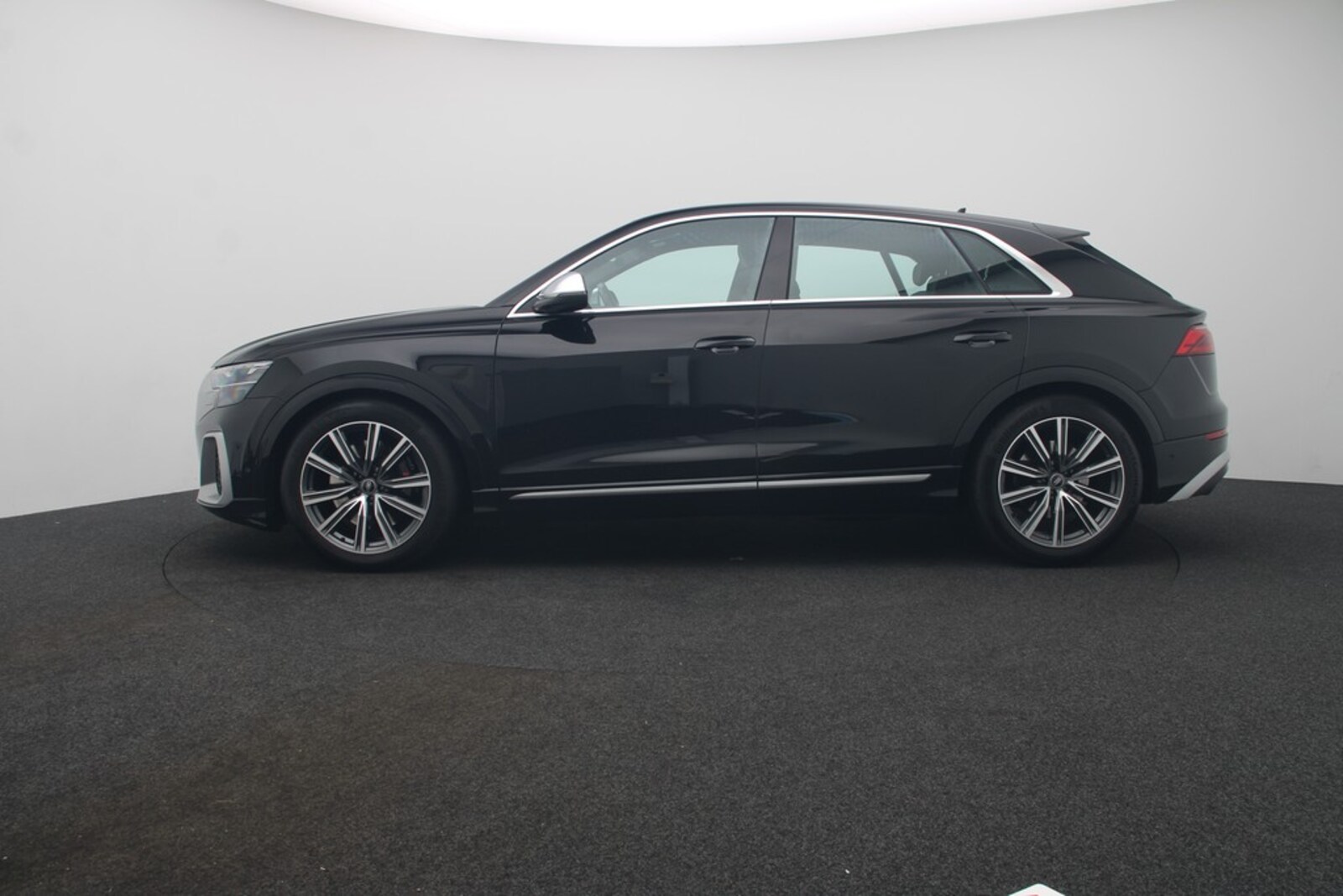 Audi SQ8 – Bild 2