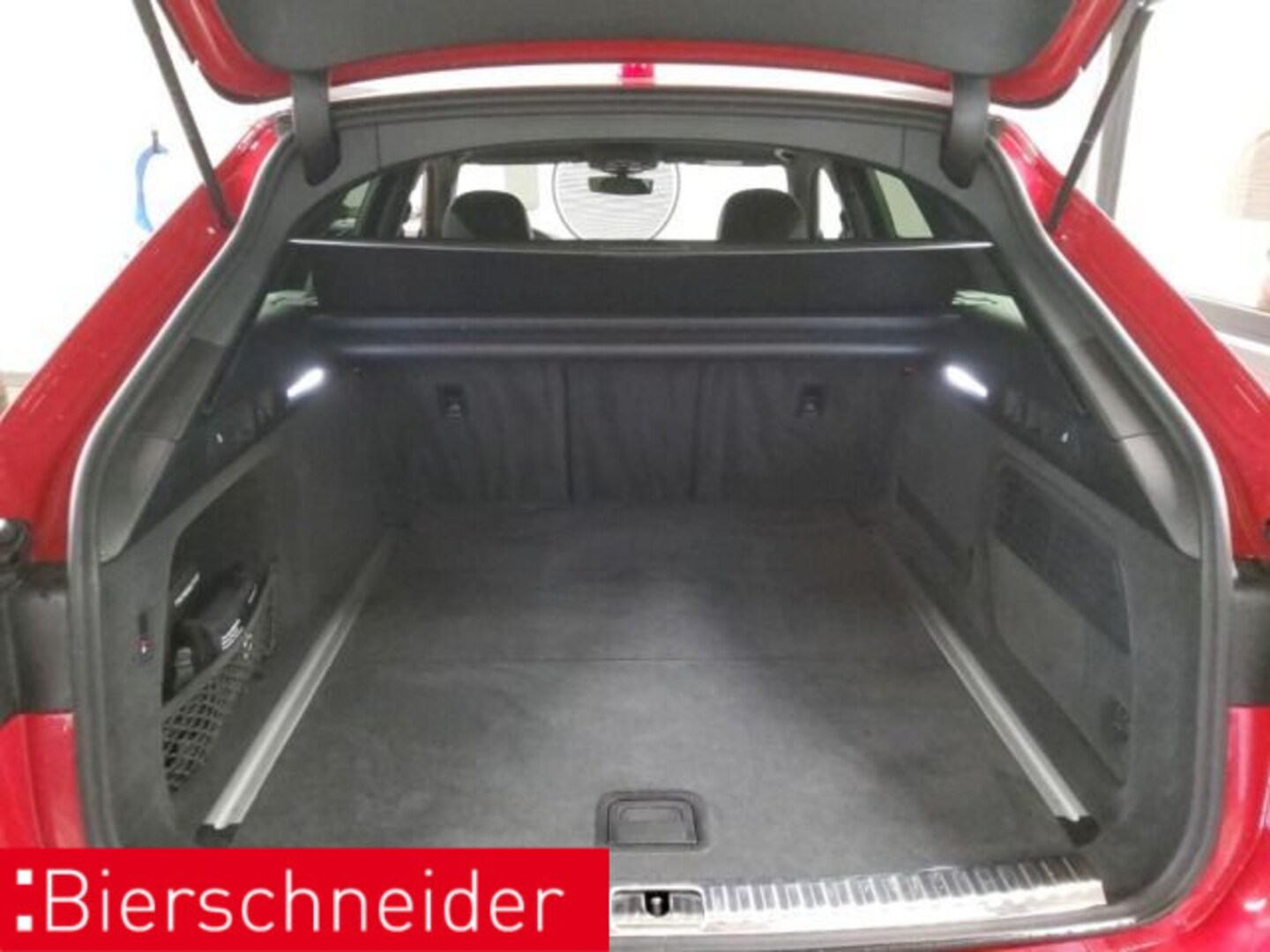 Bild über Audi A6 Avant sport 45 TFSI quattro S tronic - für weitere Informationen kontaktieren Sie den Audi Partner