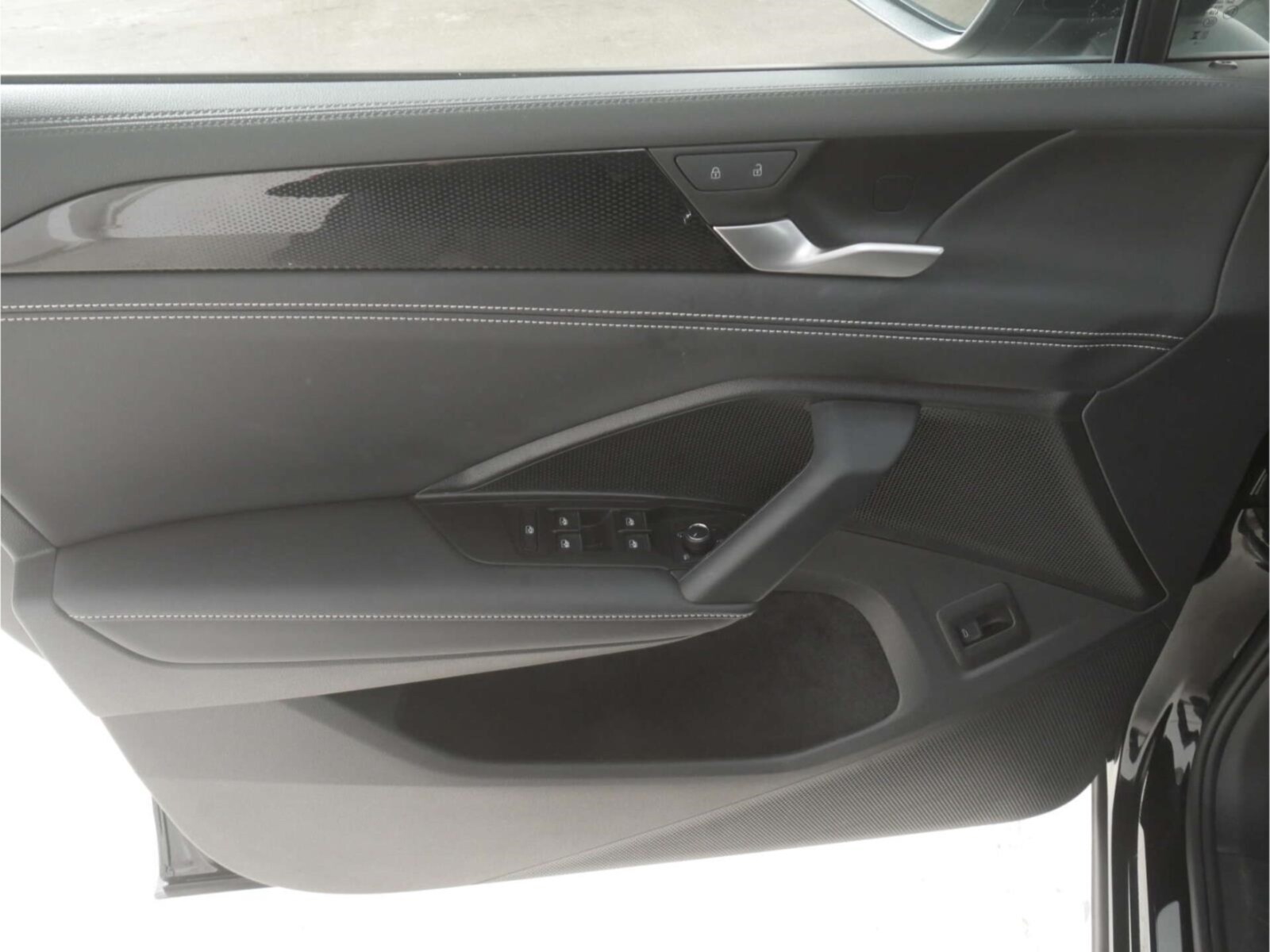 Volkswagen Tiguan – Bild 9