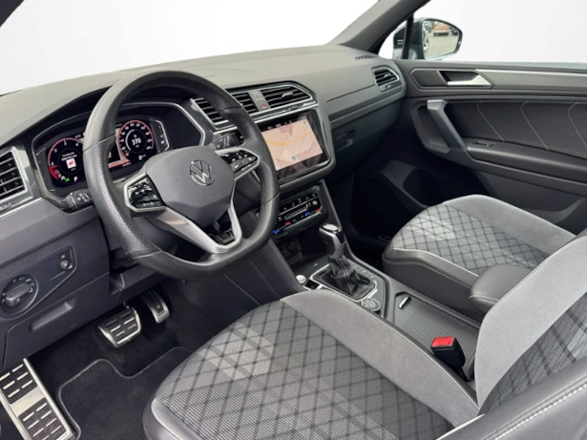 Volkswagen Tiguan R-Line