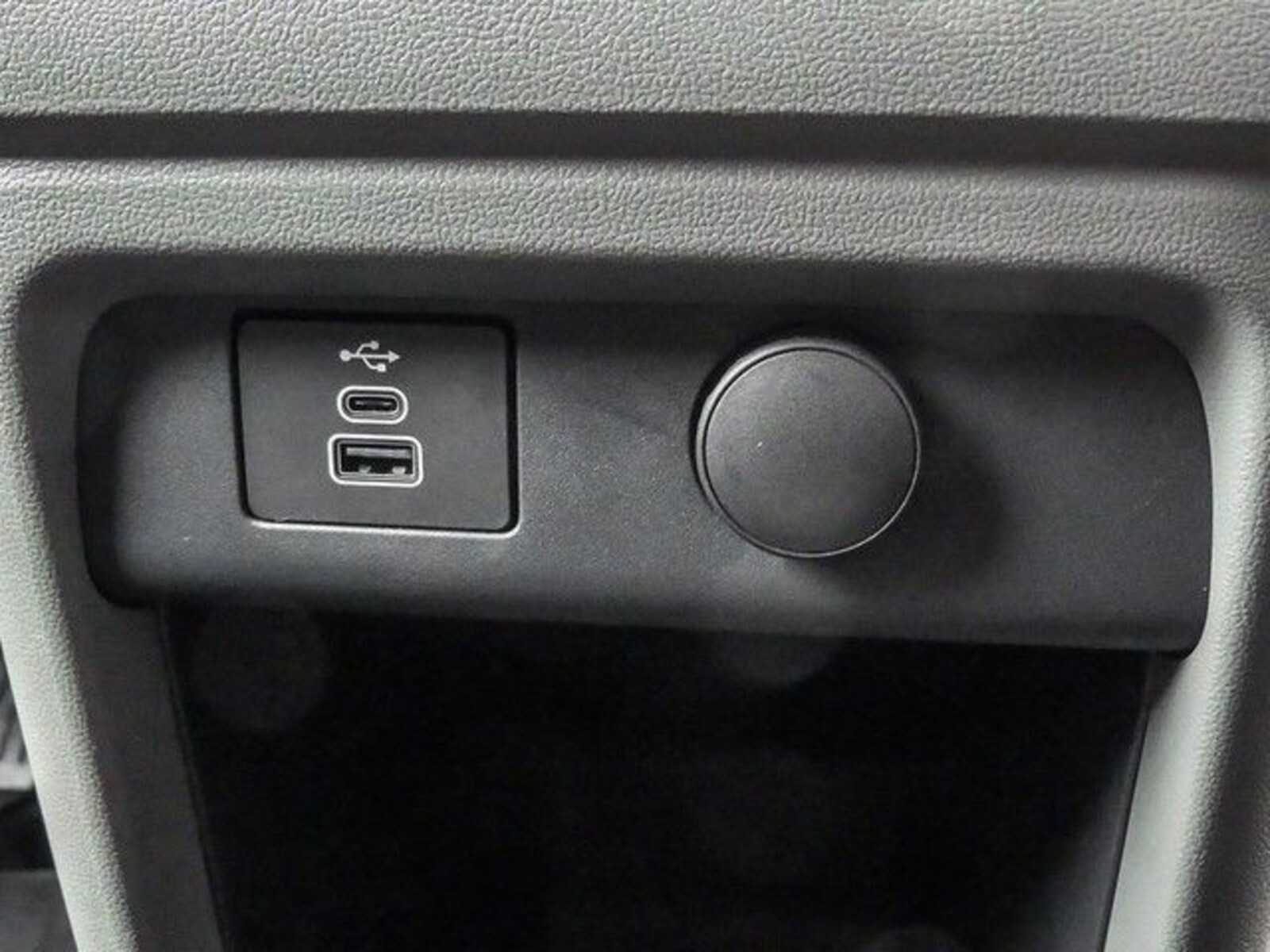 Volkswagen Caravelle – Bild 18