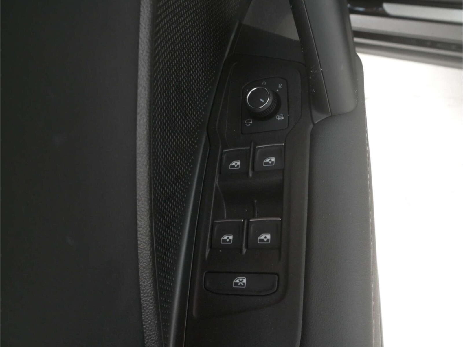 Volkswagen Tiguan – Bild 10