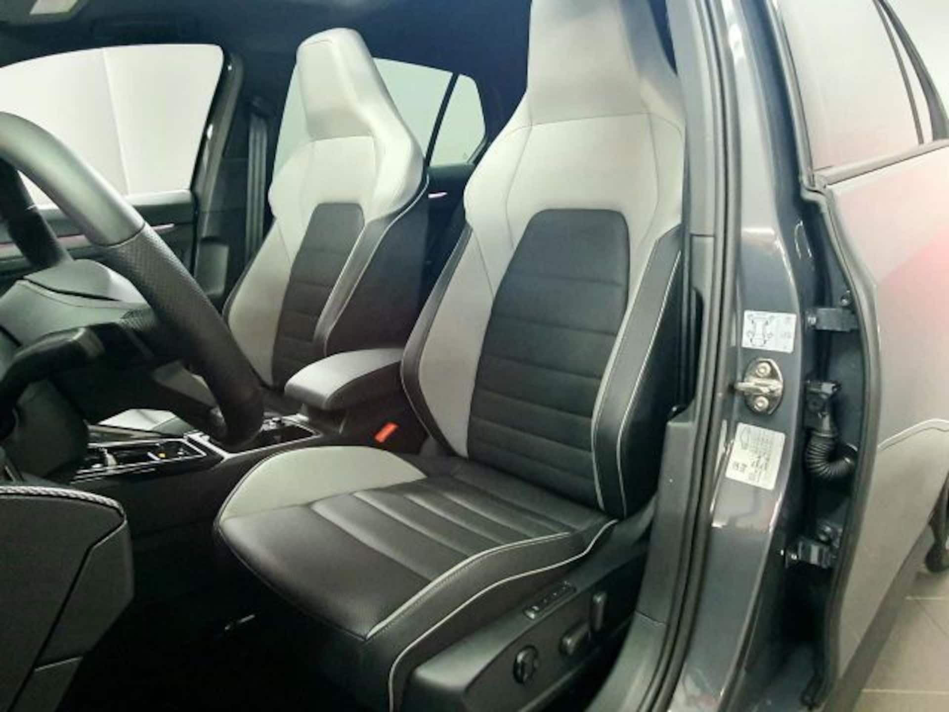 Volkswagen Golf GTE