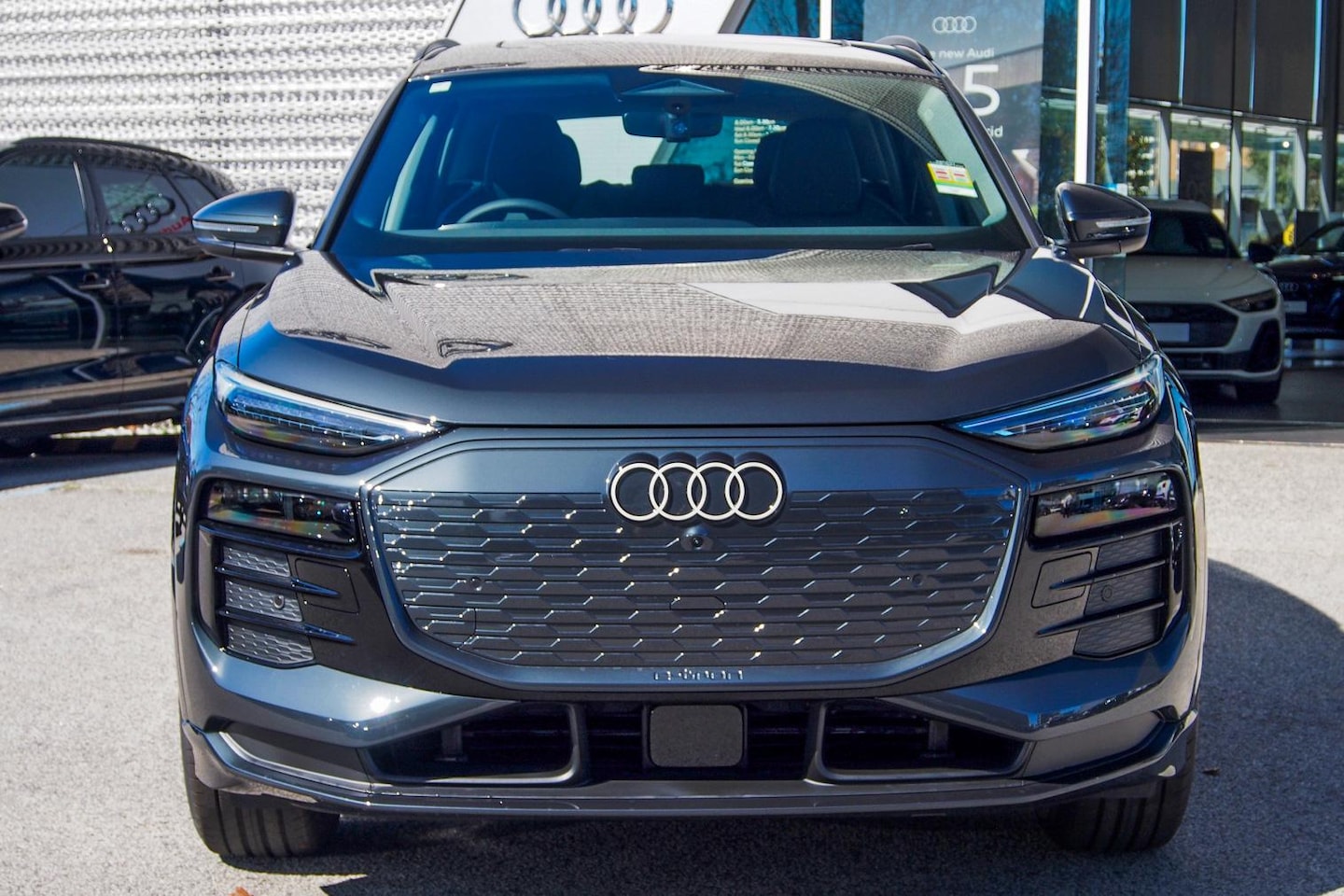 Image about Audi Q6 SUV e-tron e-tron
