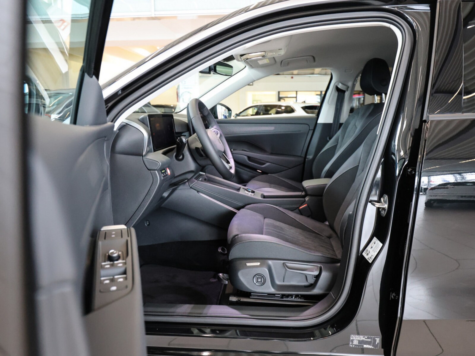 Volkswagen T-Roc – Bild 10