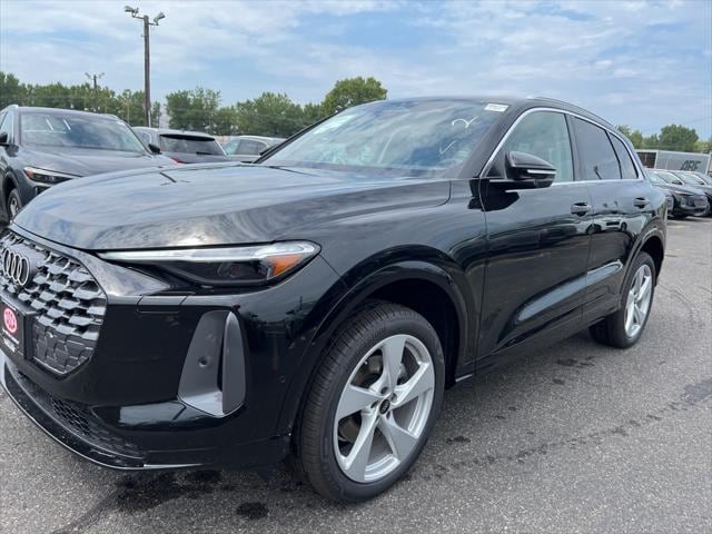 2025 Audi New Q5 Premium Plus's photo