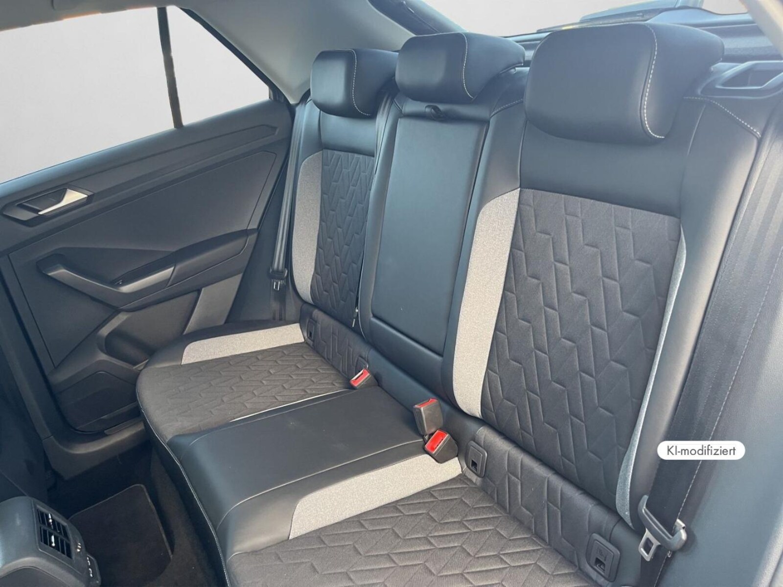Volkswagen T-Roc – Bild 12