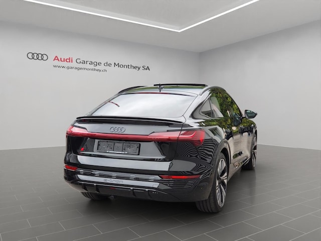 Bild über Audi Q8 Sportback e-tron Black Edition 55 e-tron quattro 300,00 kW - for more details contact your dealer