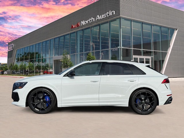 2026 Audi RS Q8 SUV performance