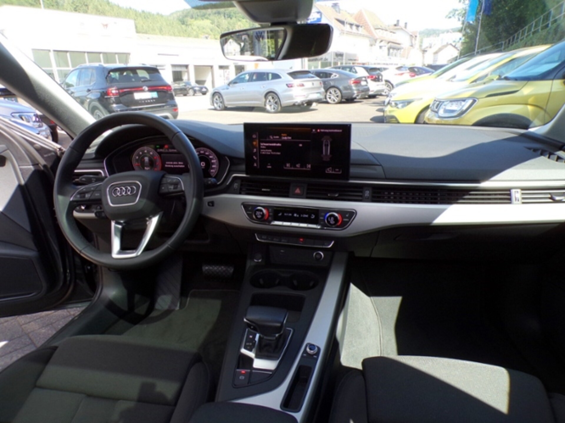 Audi A4 Avant S line