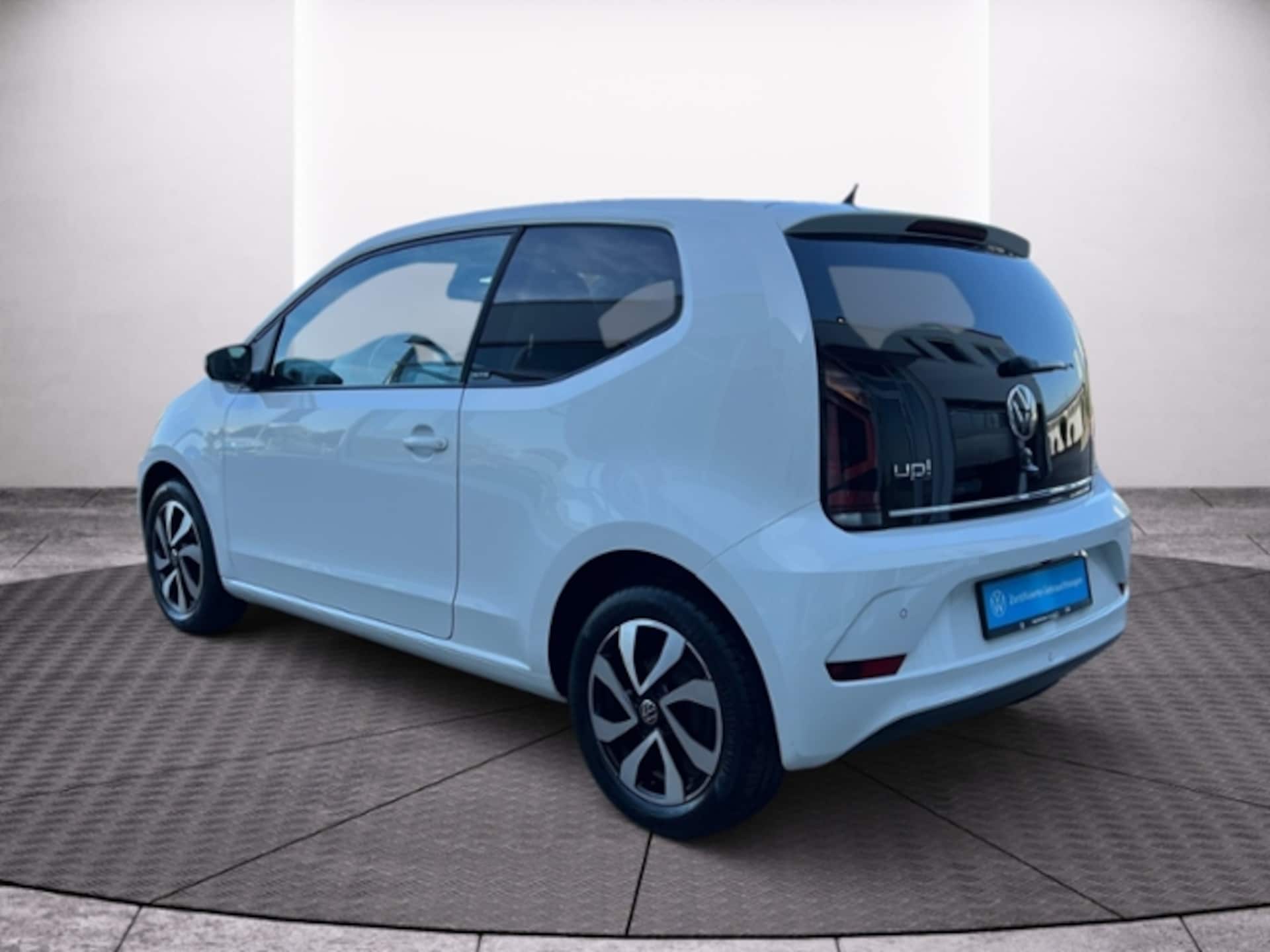 Volkswagen up! ACTIVE