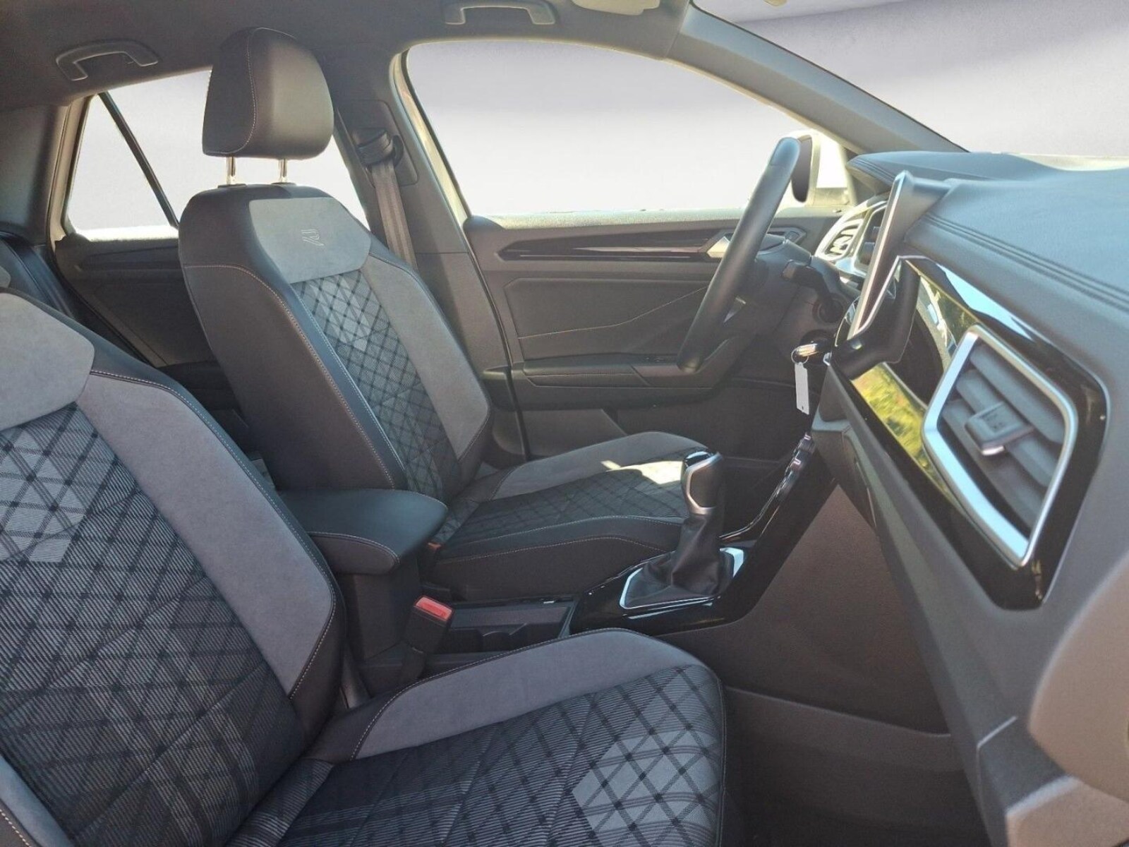 Volkswagen T-Roc – Bild 13