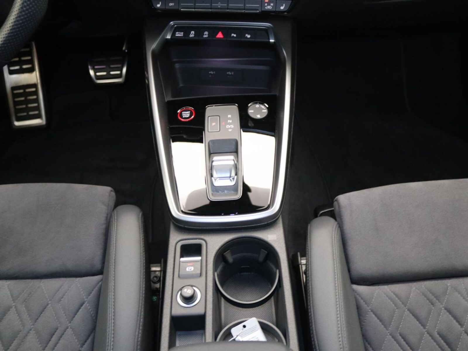 Audi RS 3 Limousine – Bild 12
