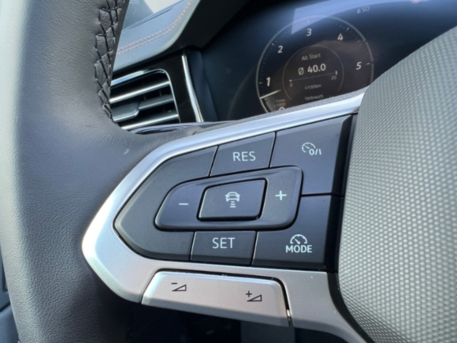 Volkswagen Touareg – Bild 14