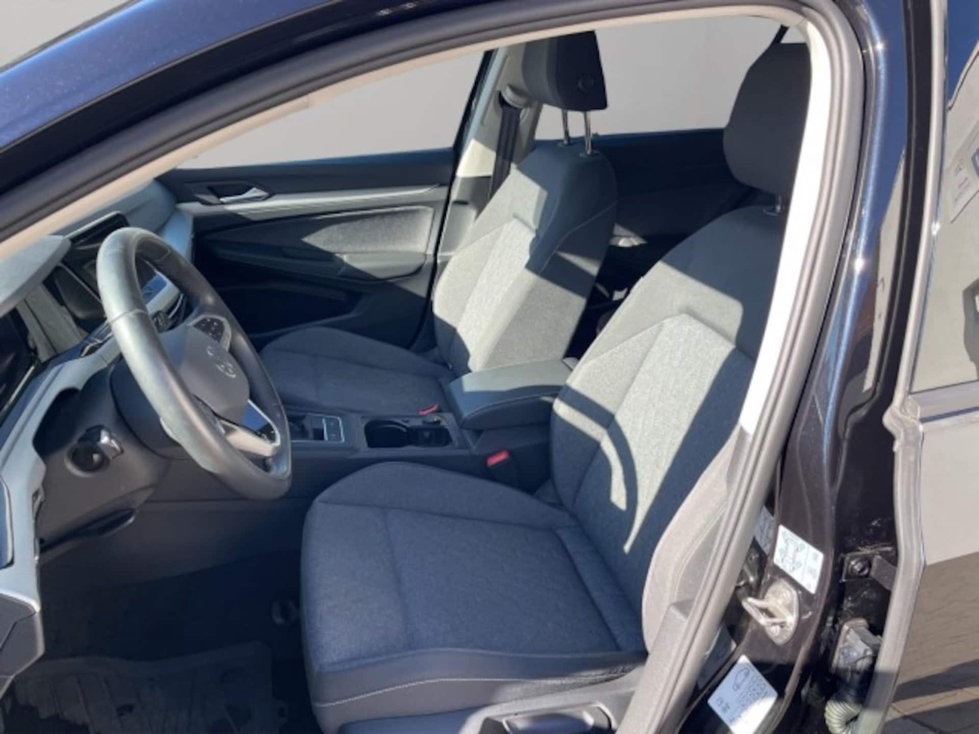 Volkswagen Golf MOVE