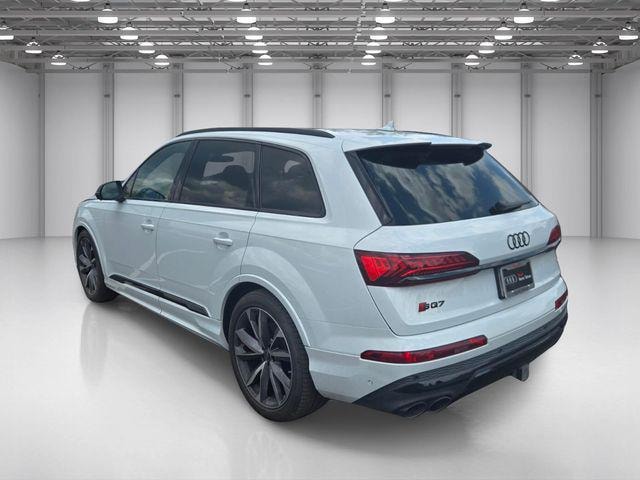 2023 Audi SQ7