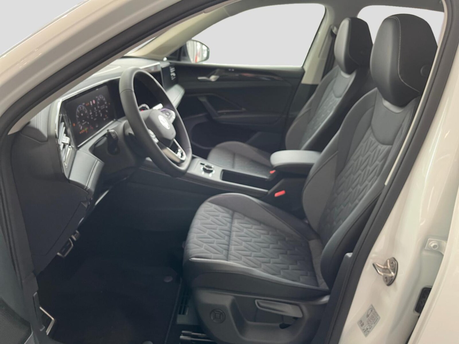 Volkswagen Tiguan – Bild 9
