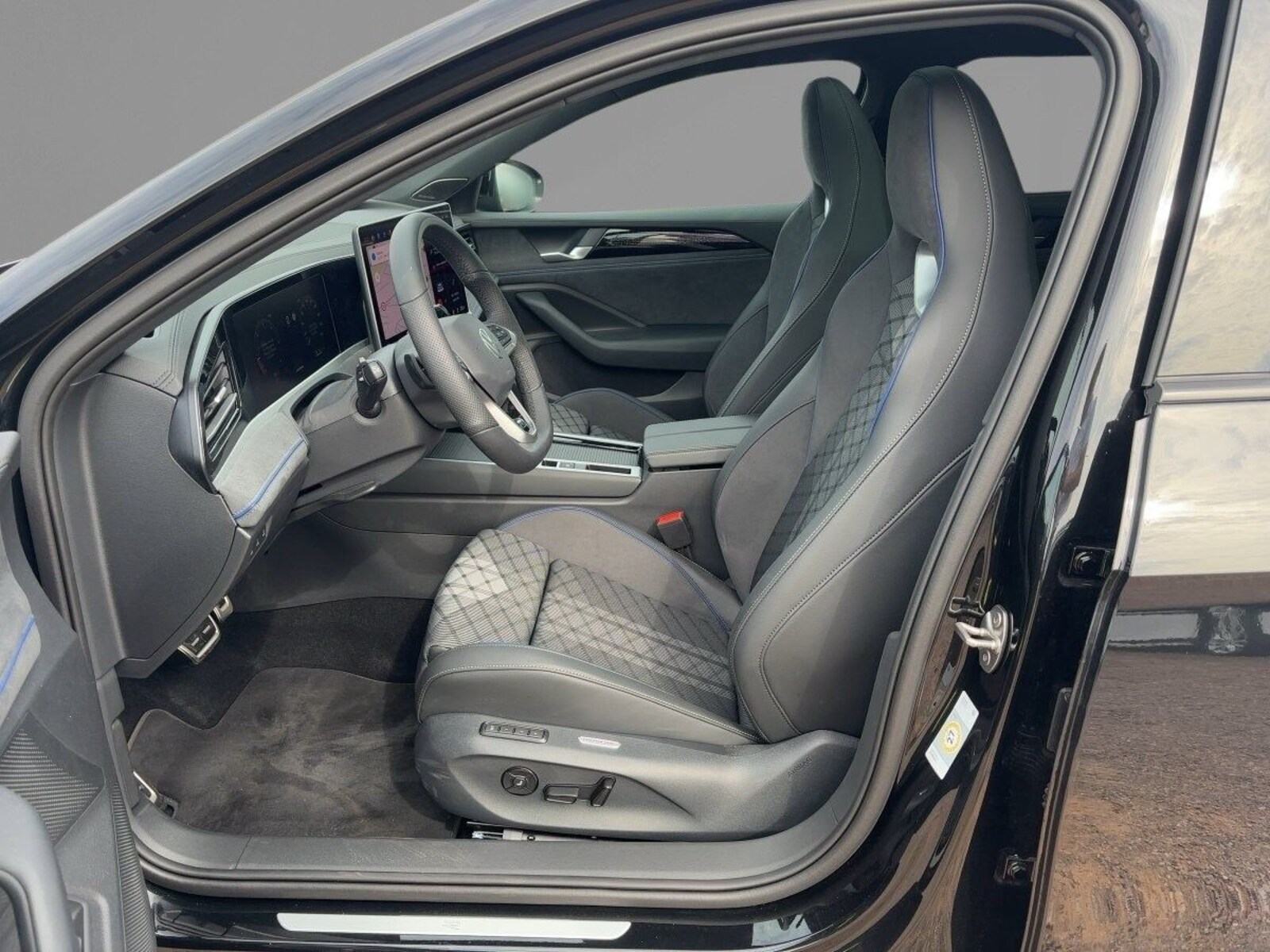Volkswagen Passat – Bild 6