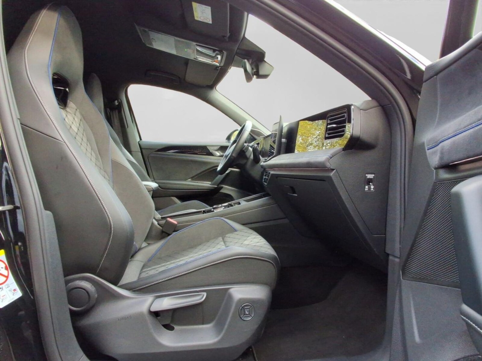 Volkswagen Tiguan – Bild 12