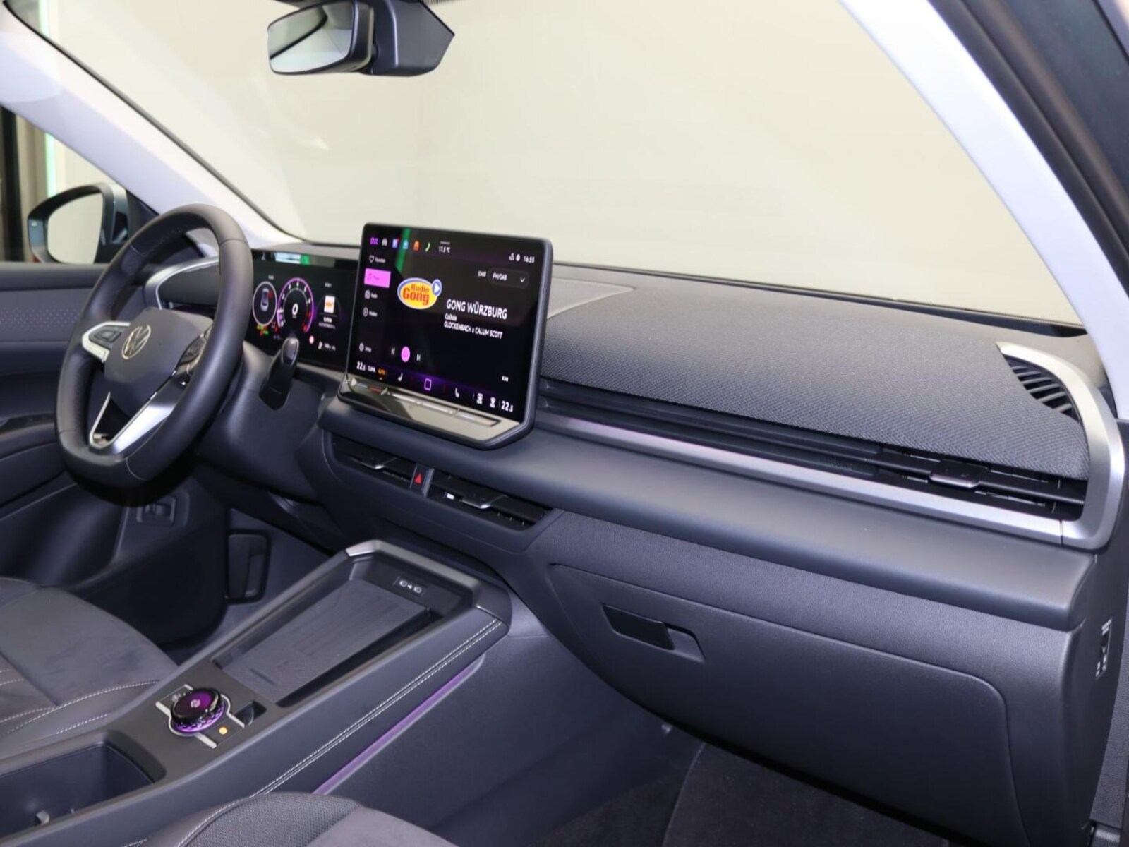 Volkswagen T-Roc – Bild 15