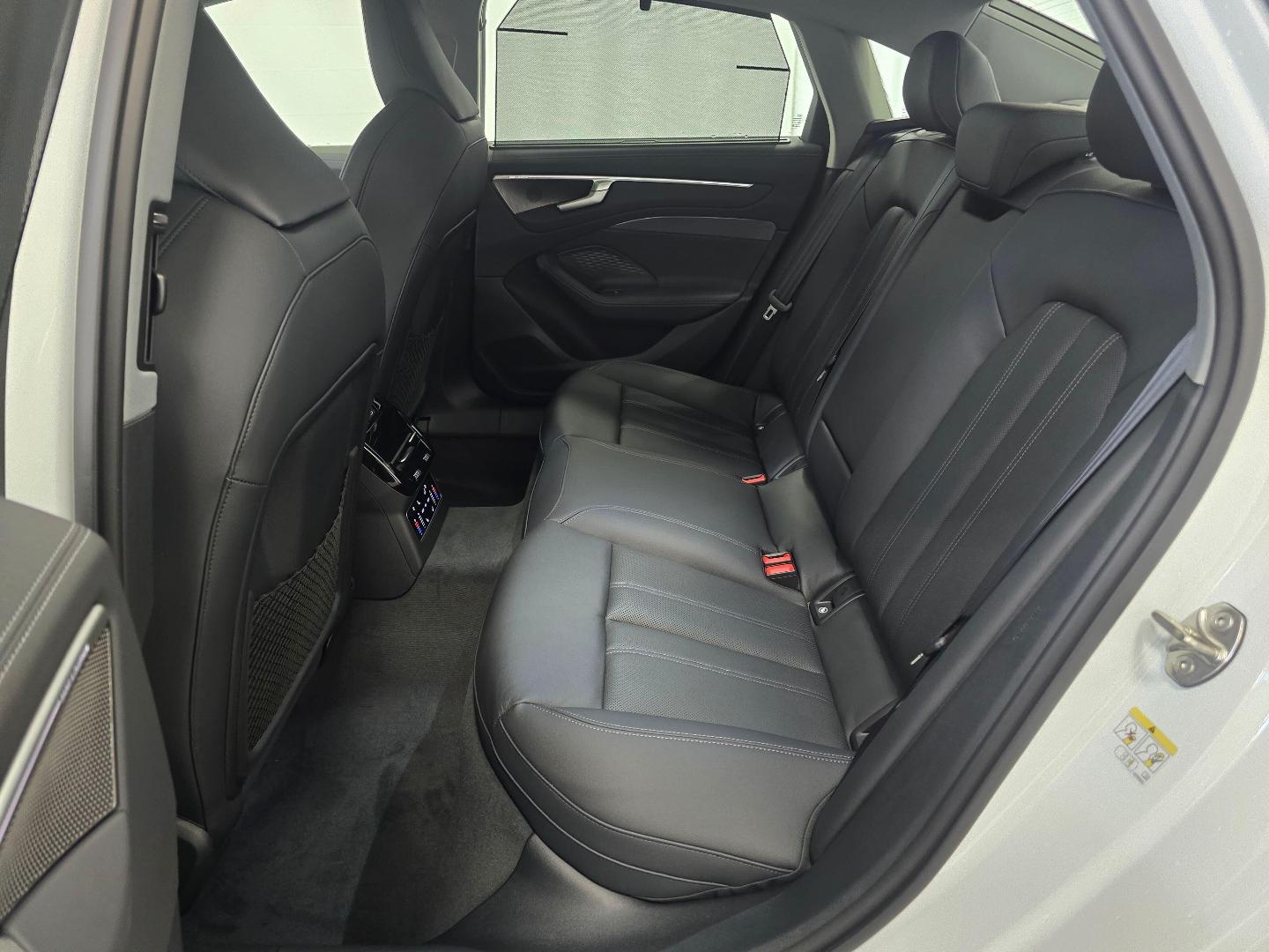 2026 Audi A6 Premium Plus - Photo 18