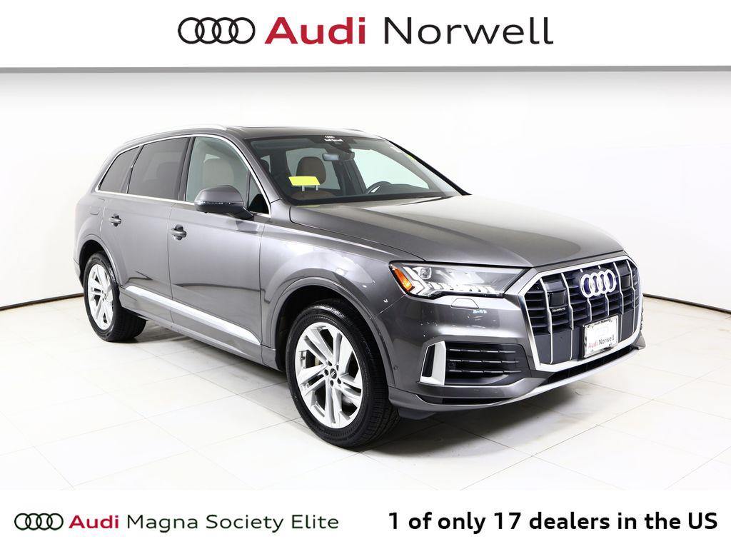 2023 Audi Q7 55 Premium quattro Tiptronic's photo