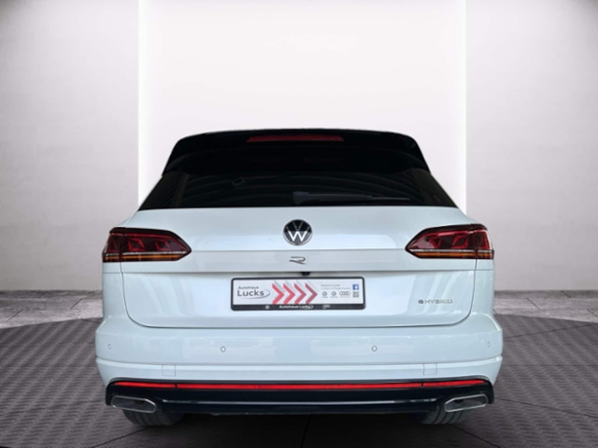 Volkswagen Touareg R