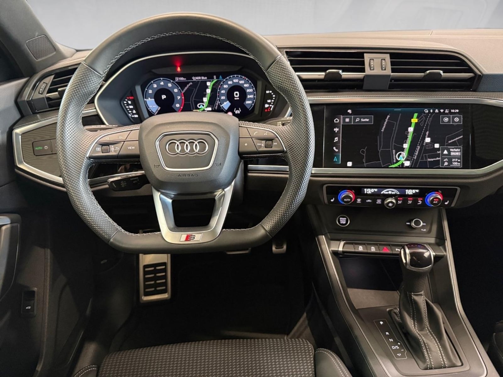 Audi Q3 – Bild 18