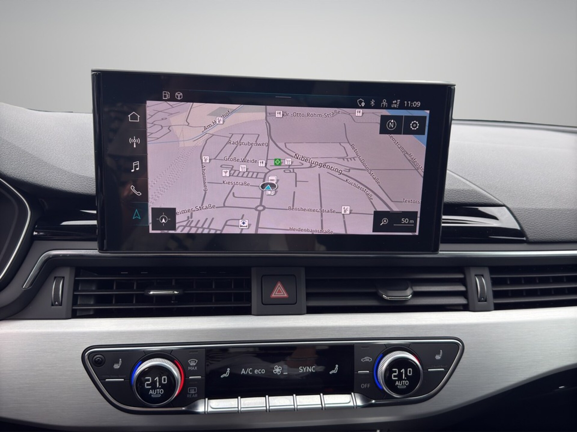 Audi A4 Avant S line