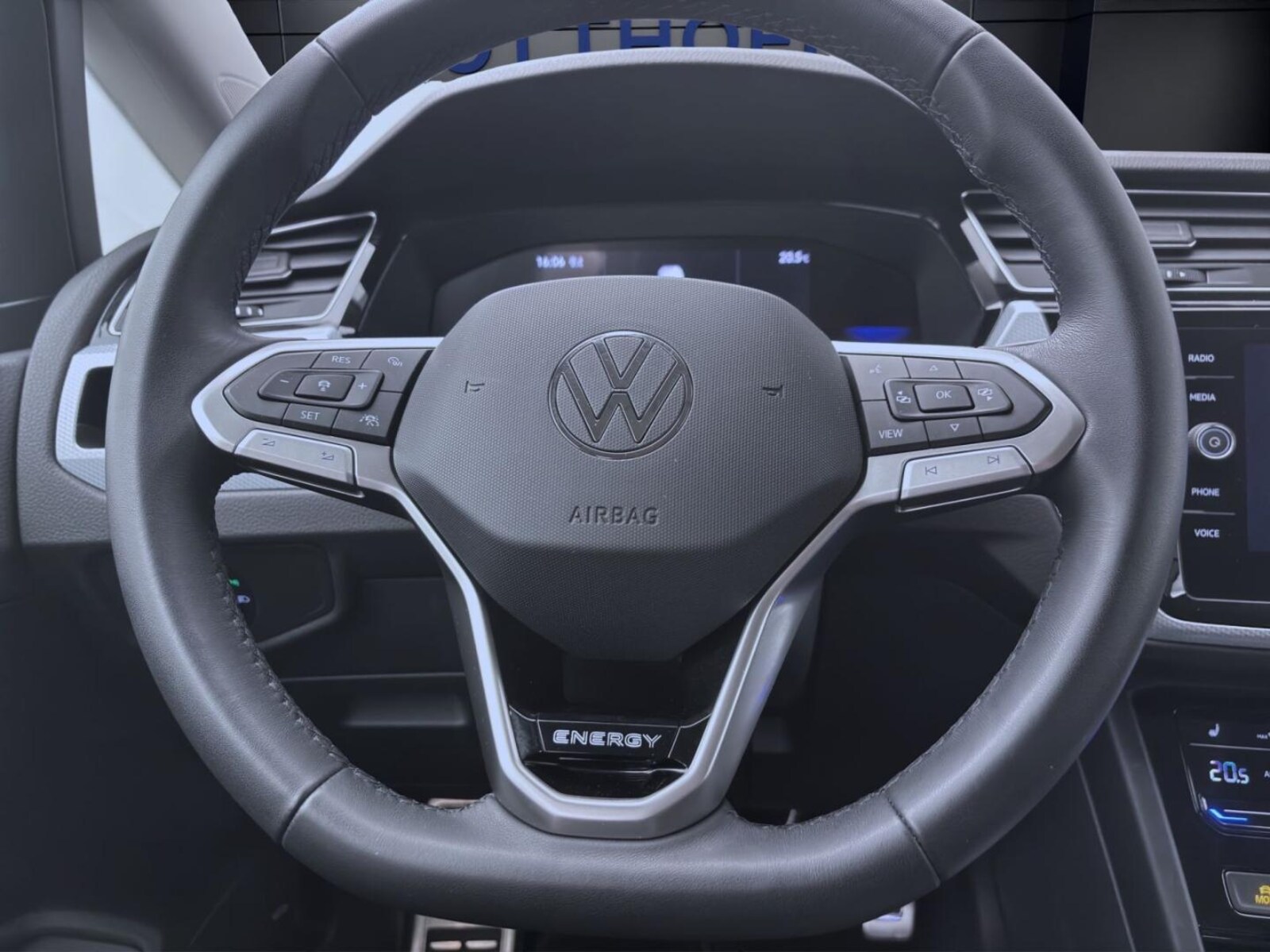 Volkswagen Touran – Bild 13