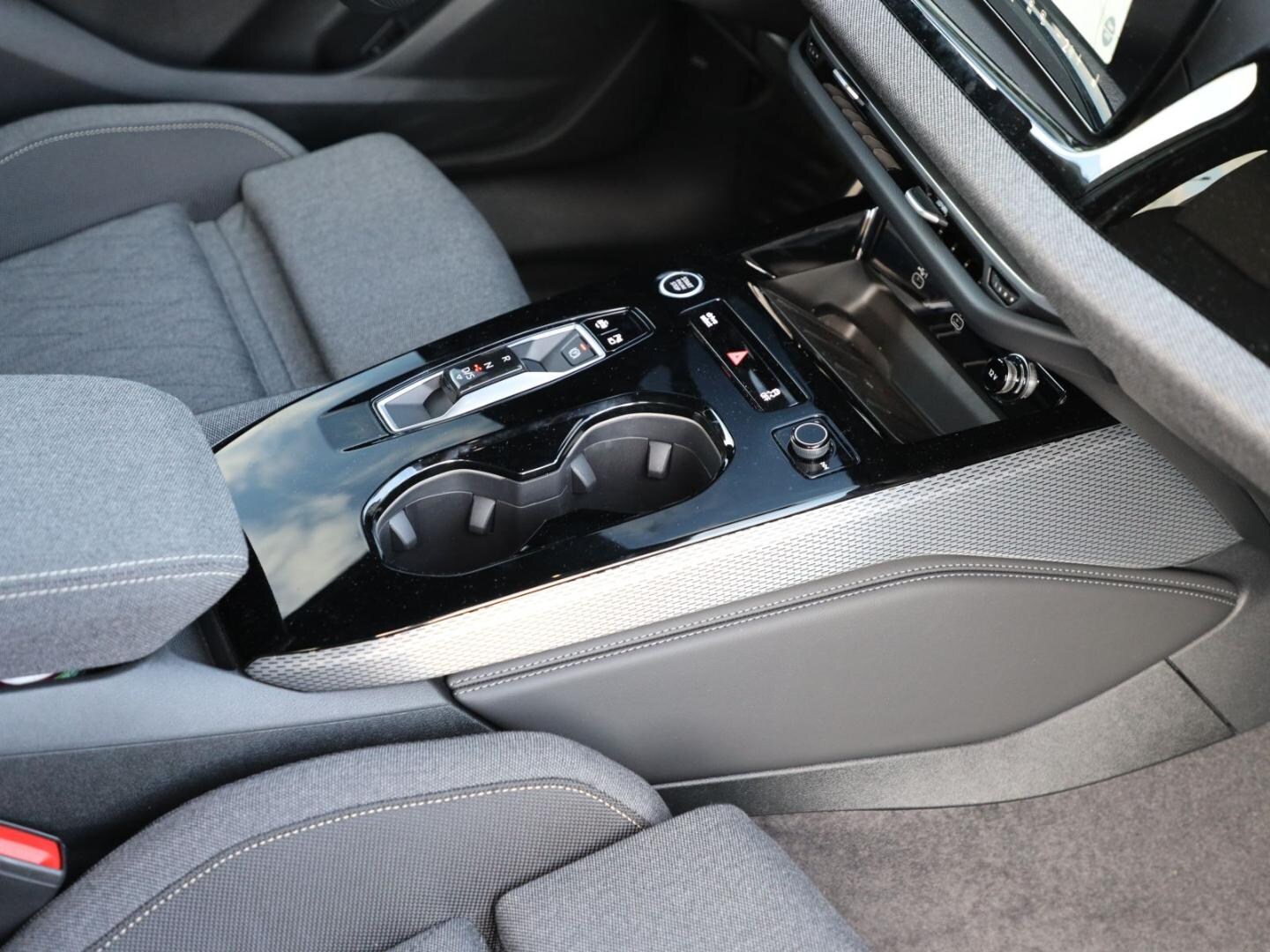 Bild über Audi A5 Avant TDI 150 kW S tronic - für weitere Informationen kontaktieren Sie den Audi Partner