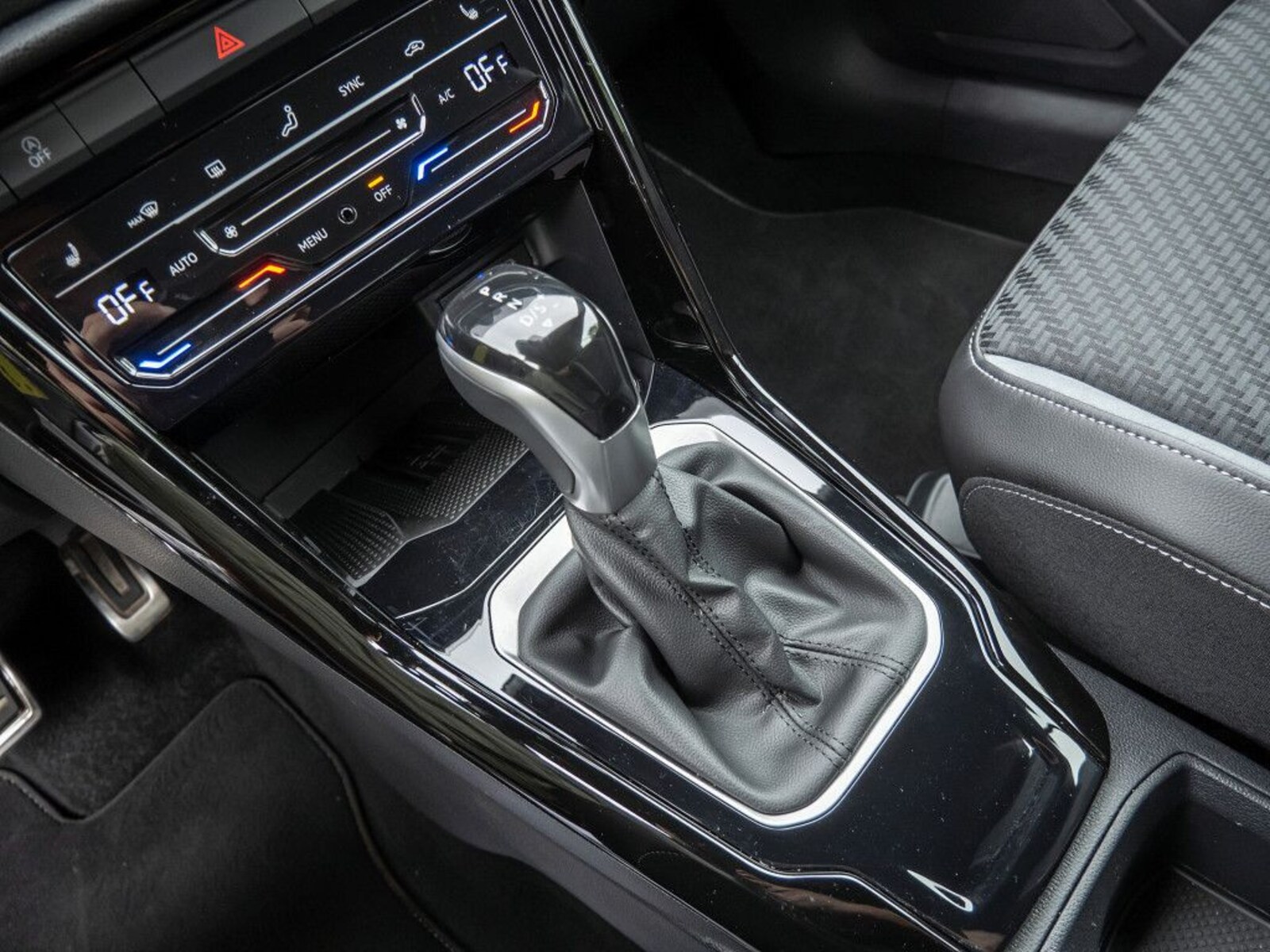 Volkswagen T-Roc Cabriolet – Bild 16