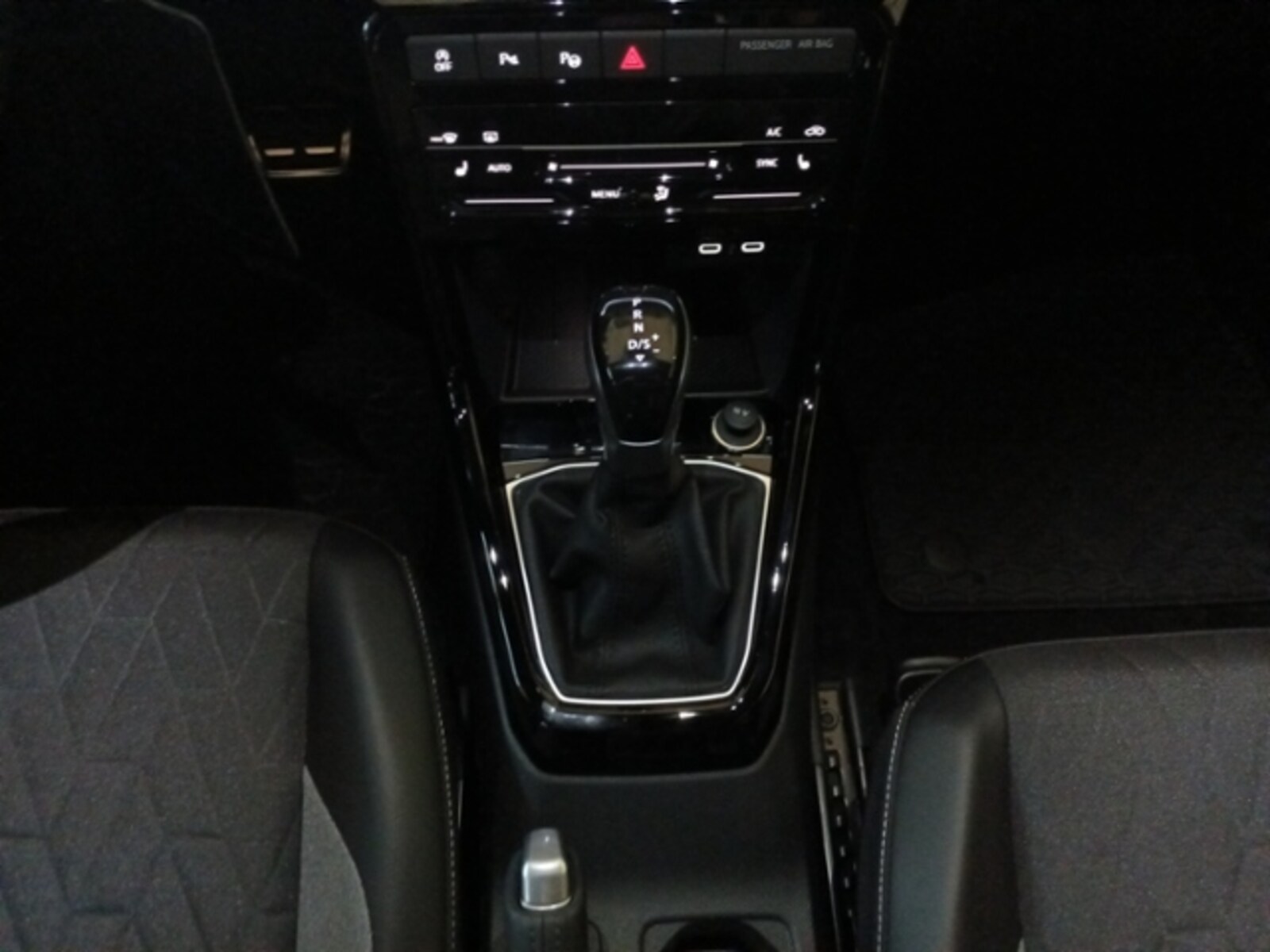 Volkswagen T-Cross – Bild 15