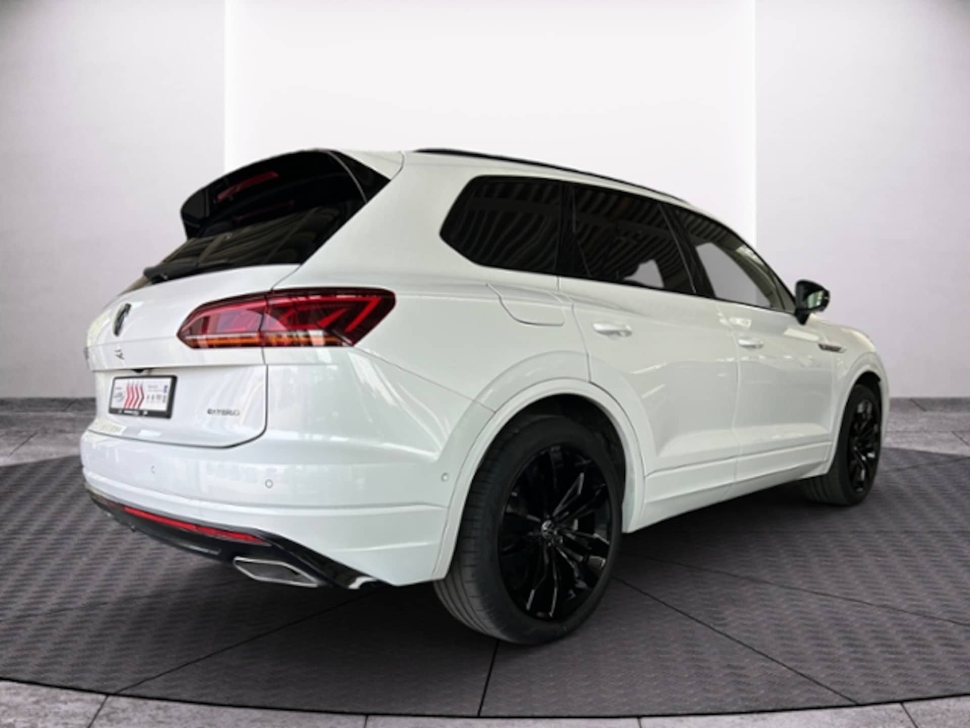 Volkswagen Touareg R