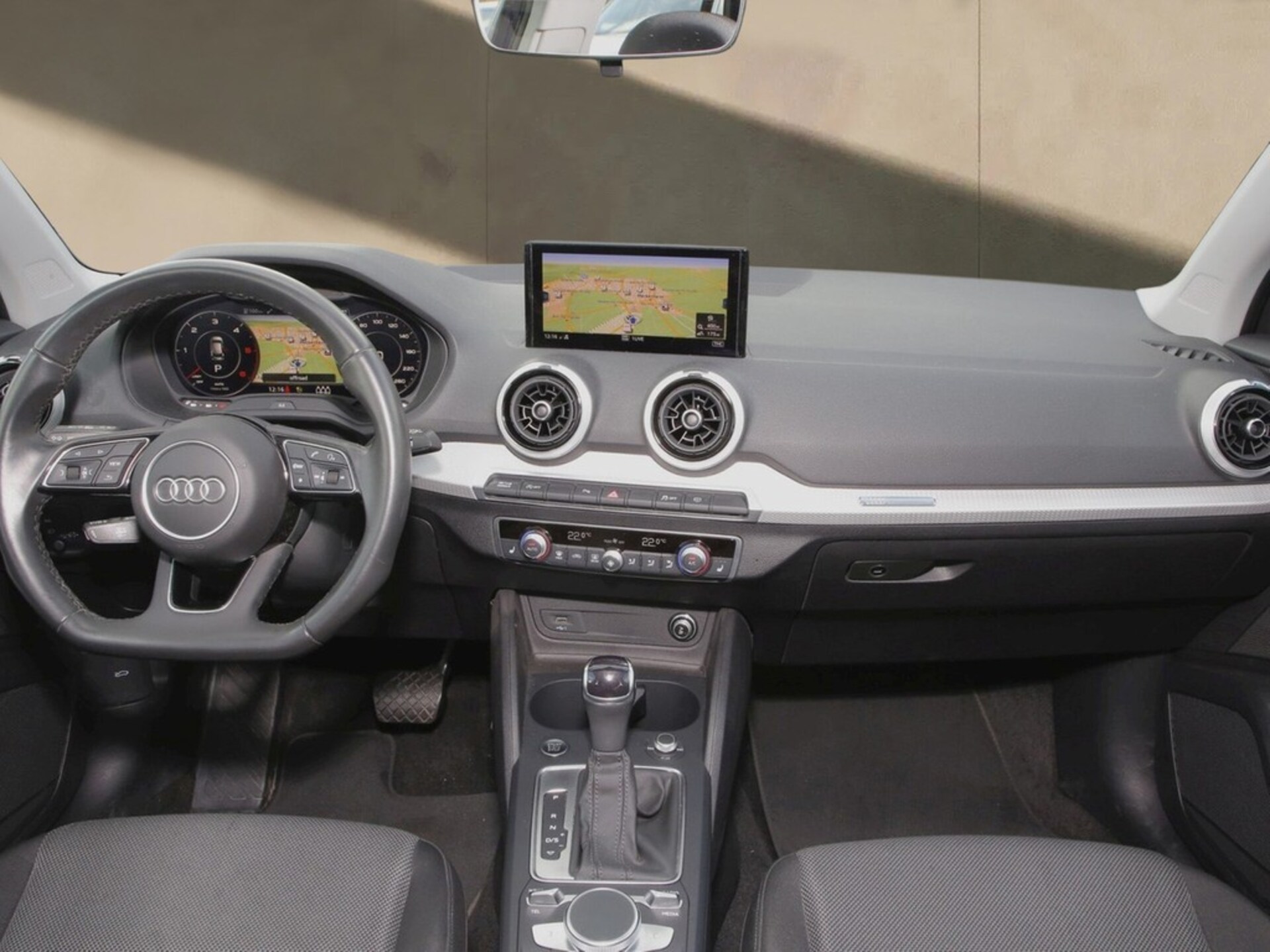 Audi Q2 S line