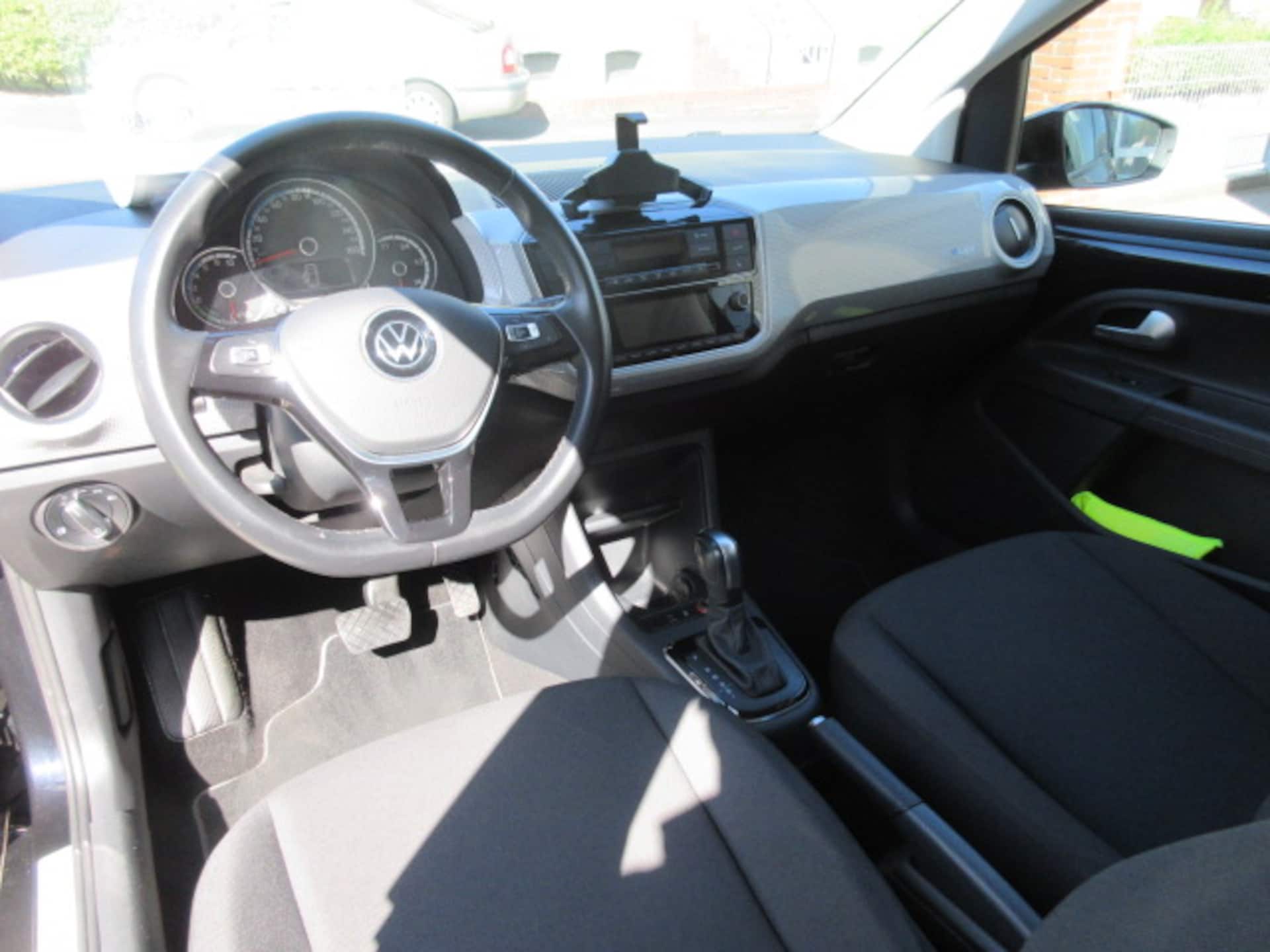 Volkswagen e-up! "Max"