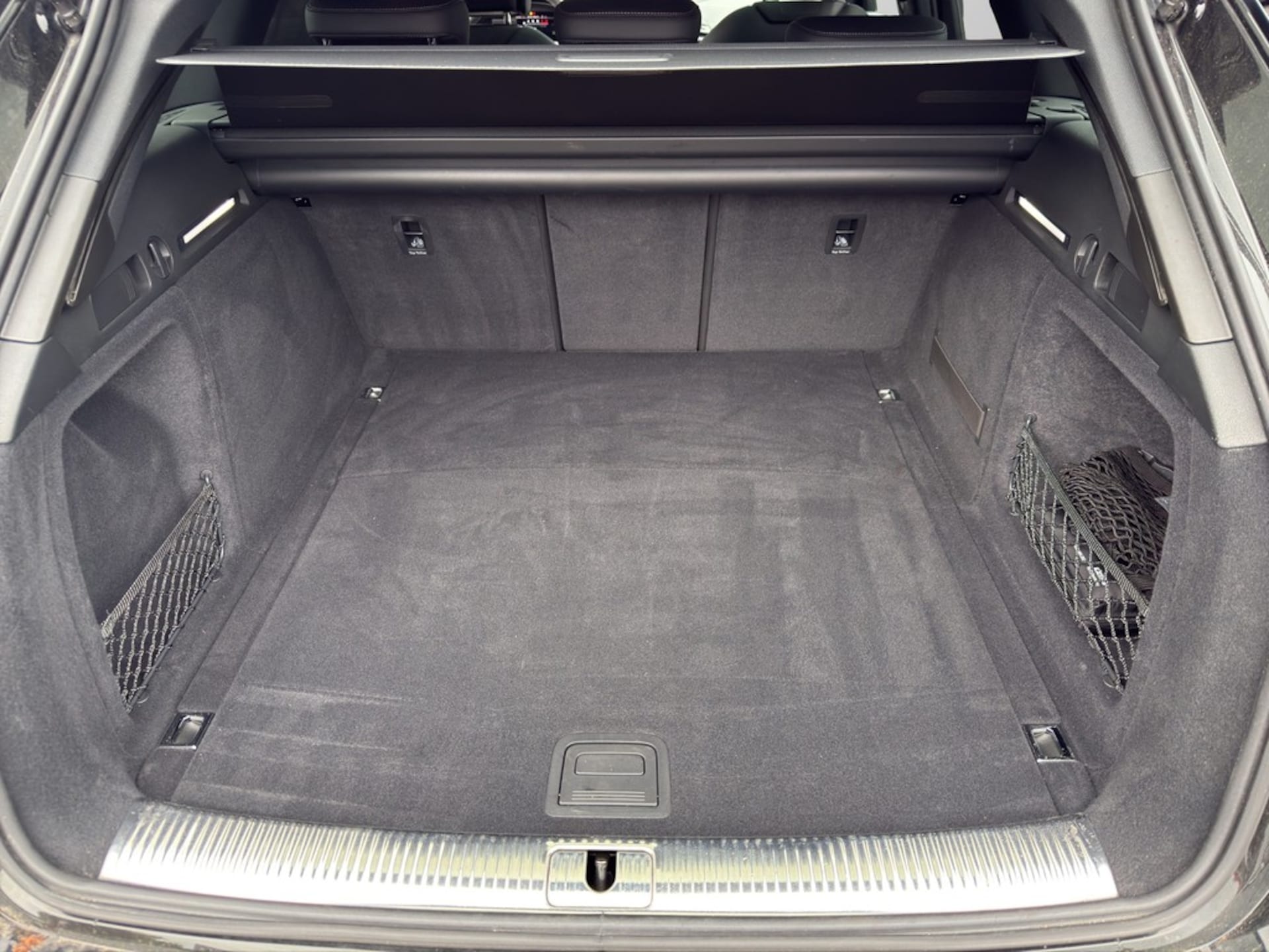 Audi A4 Avant S line