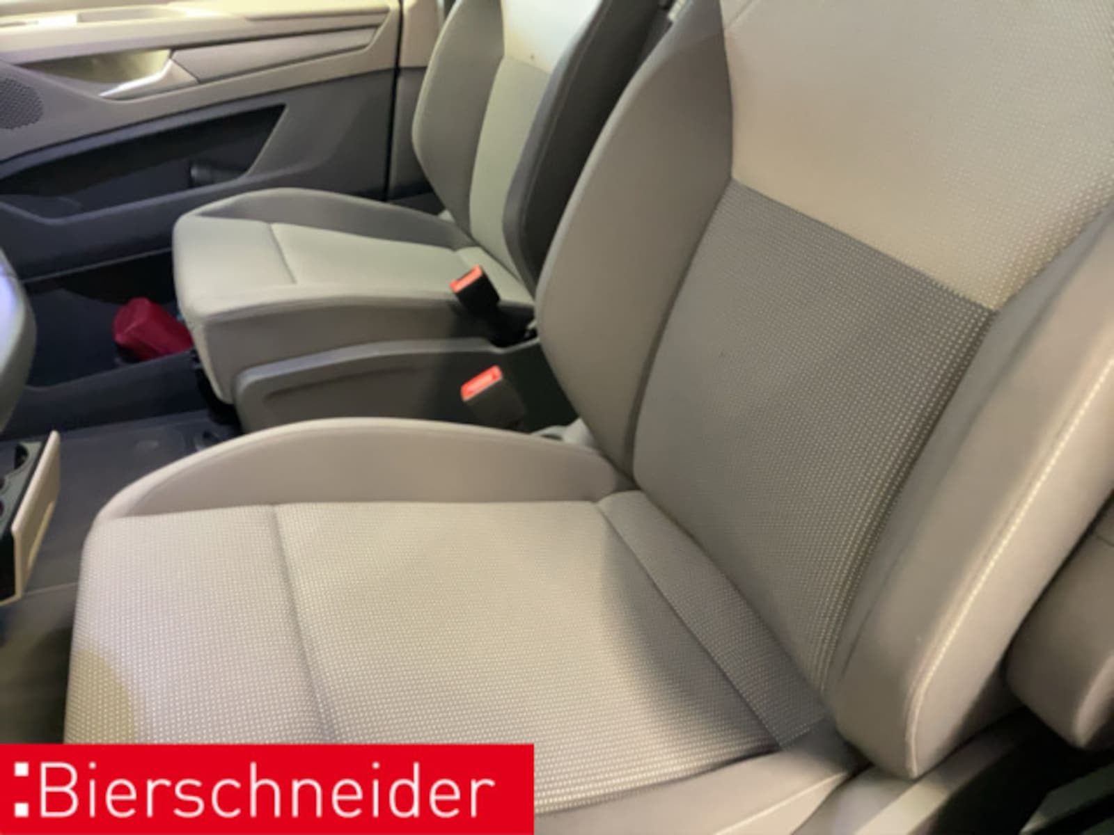 Volkswagen Multivan – Bild 10