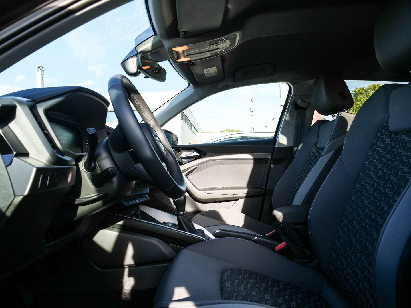 Bild über Audi A1 Sportback advanced 30 TFSI Schaltgetriebe - für weitere Informationen kontaktieren Sie den Audi Partner