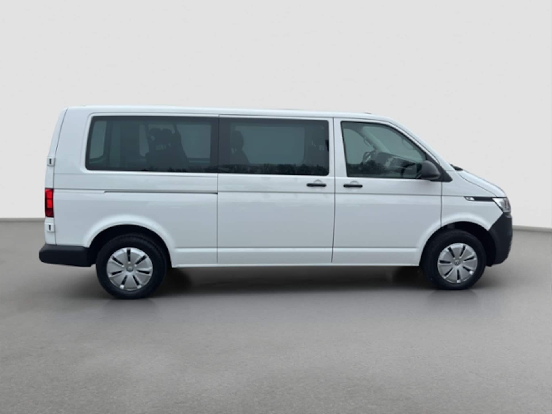 Volkswagen T6.1 Transporter Kombi langer Radstand