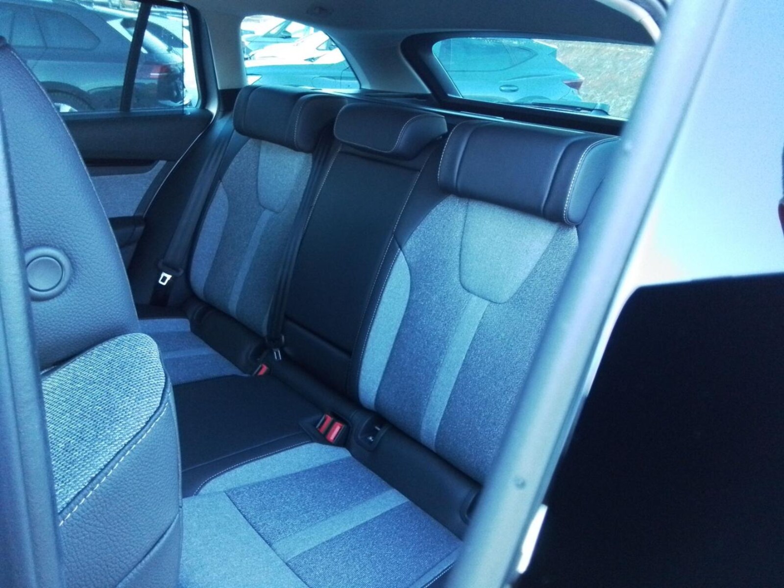 Škoda Octavia Combi – Bild 13