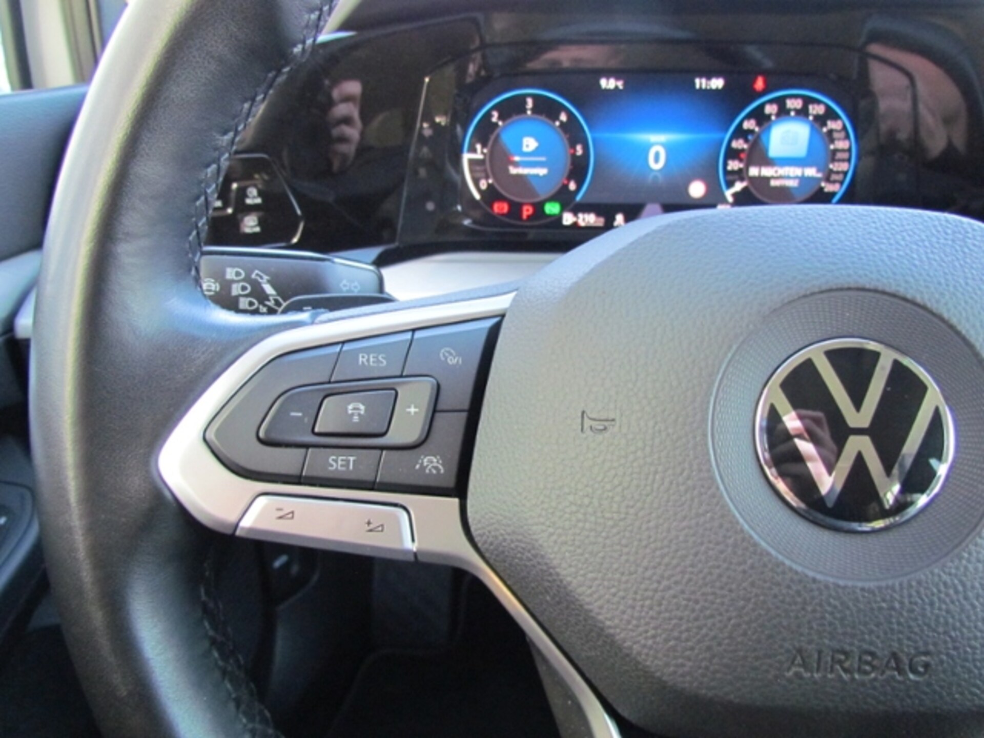 Volkswagen Golf Variant Life